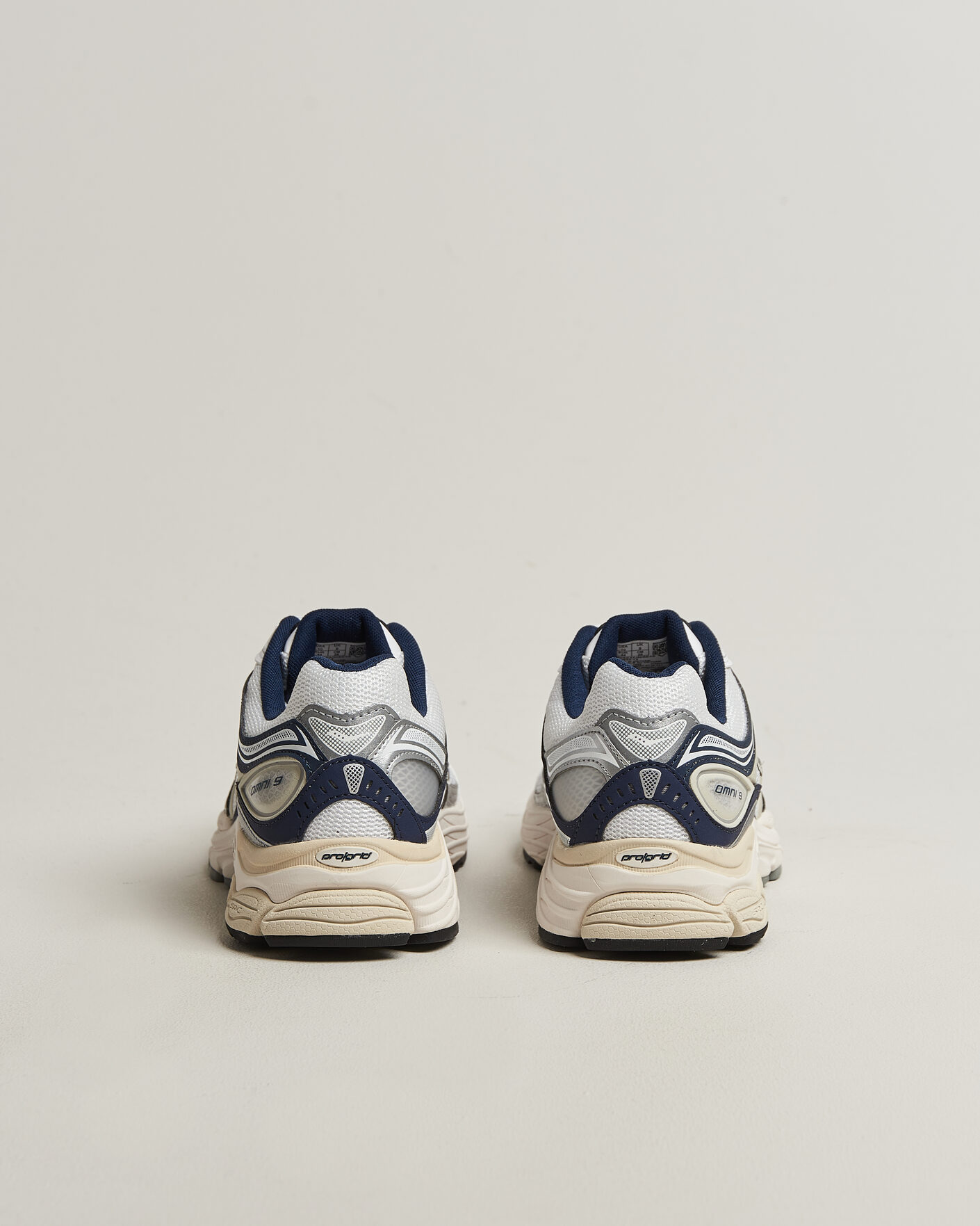 Heren | Sneakers | Saucony | Progrid Omni 9 Running Sneaker White/Navy