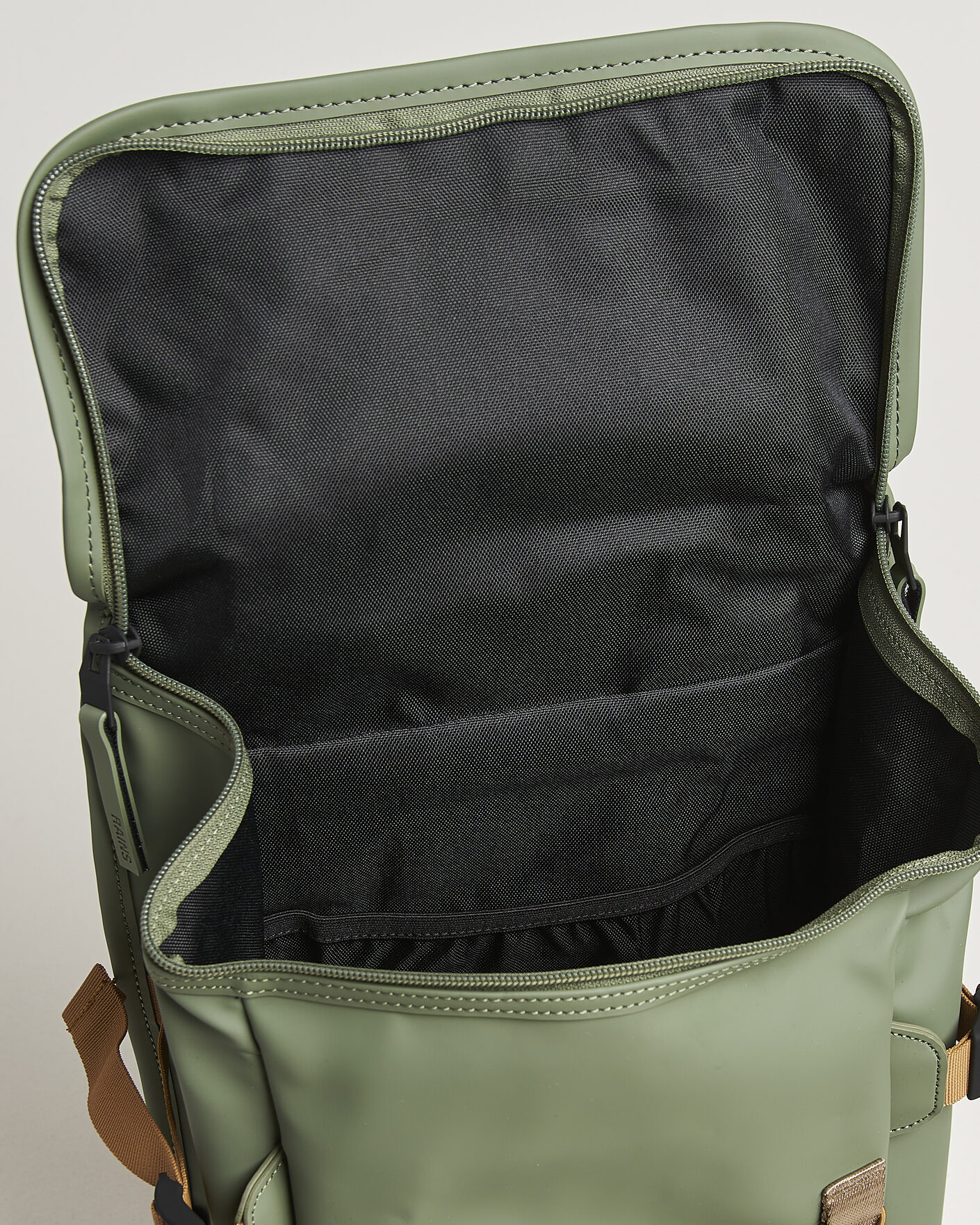 Heren | Tassen | RAINS | Trail Mountaineer Backpack Well