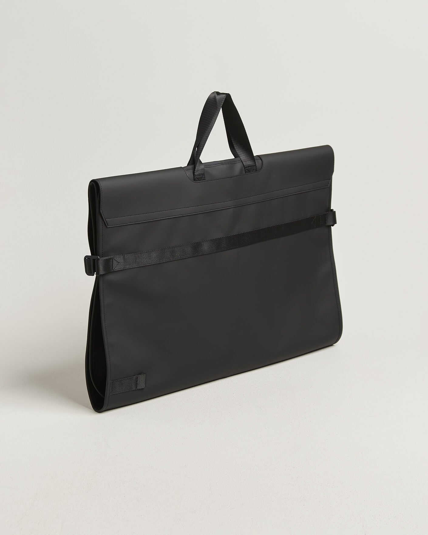Heren | RAINS OTG Suit Bag Black | RAINS | OTG Suit Bag Black