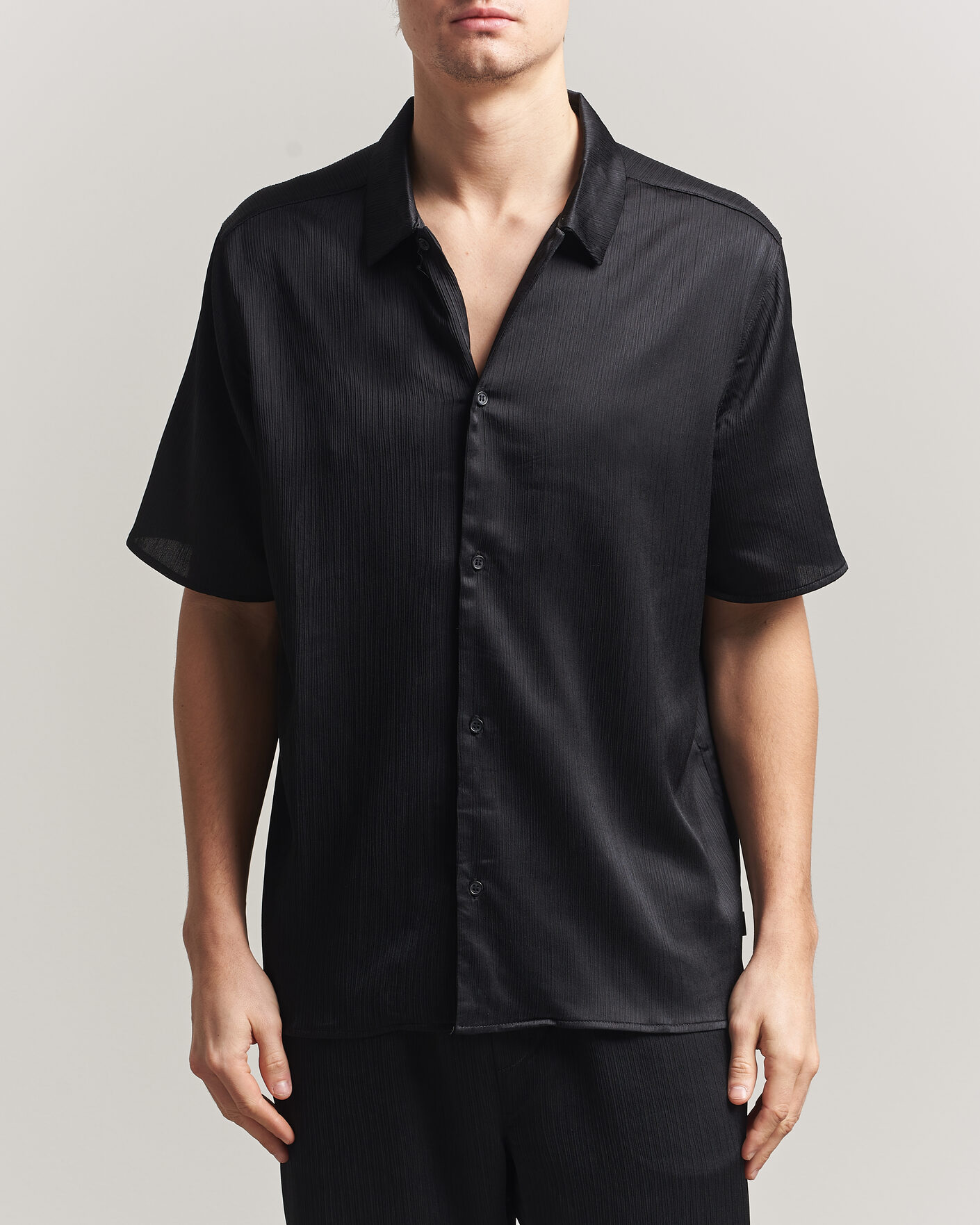 Heren | Overhemden | LES DEUX | Hector Plissé Short Sleeve Shirt Black