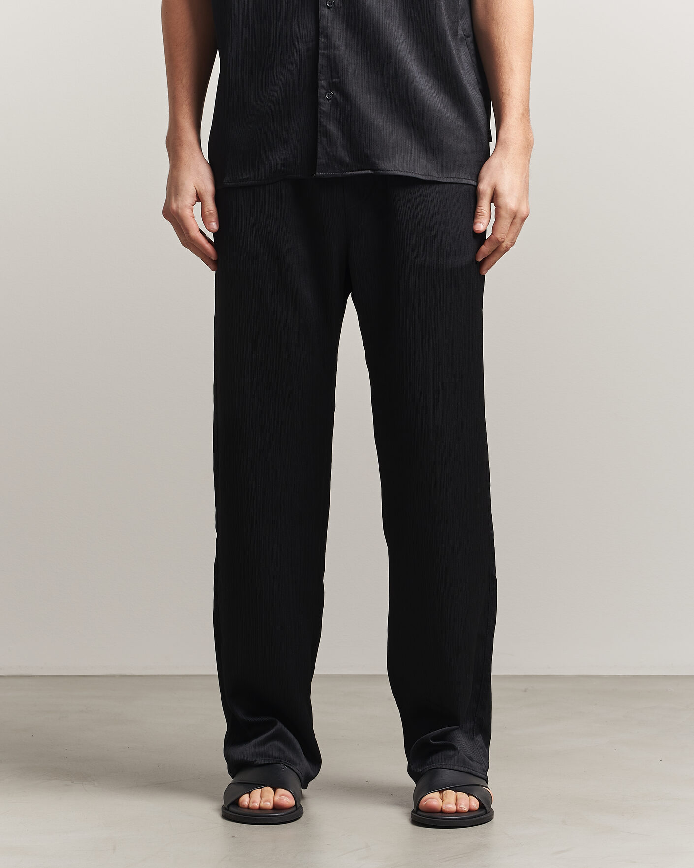 Heren | Broeken | LES DEUX | Houston Plissé Pants Black