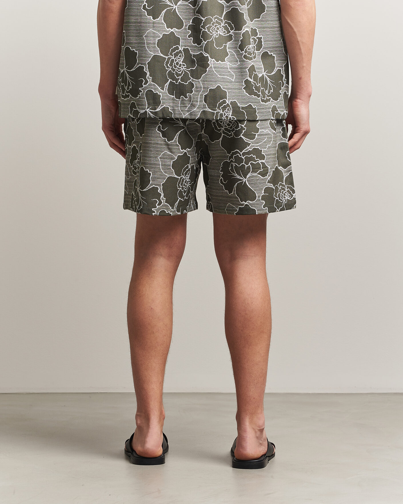 Heren | Korte broek | LES DEUX | Charlie Poppy AOP Shorts Olive Night