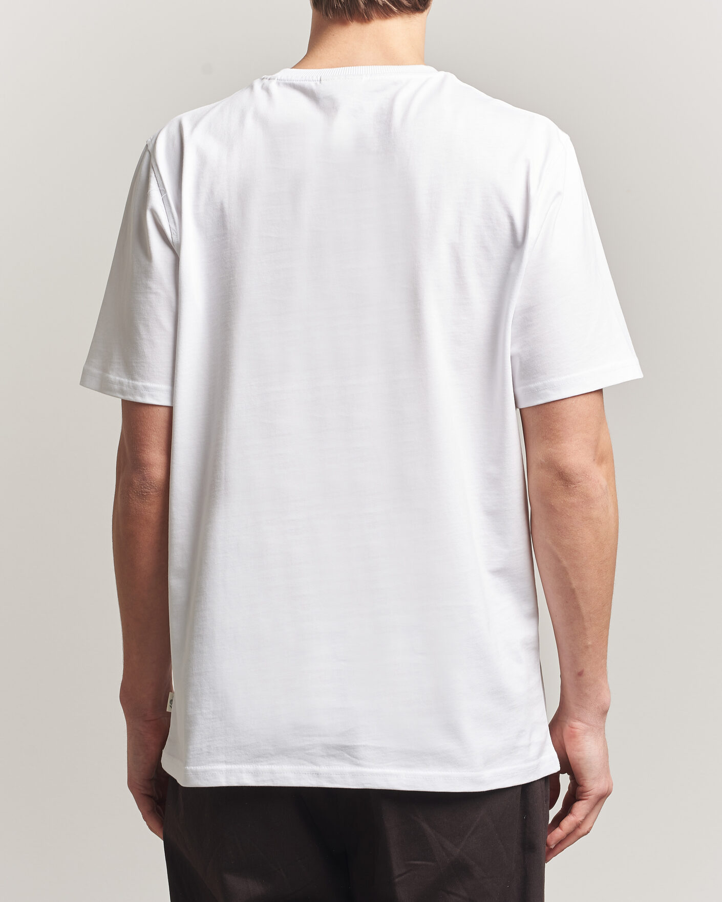 Heren | T-shirts | LES DEUX | Brday Emblem T-Shirt White