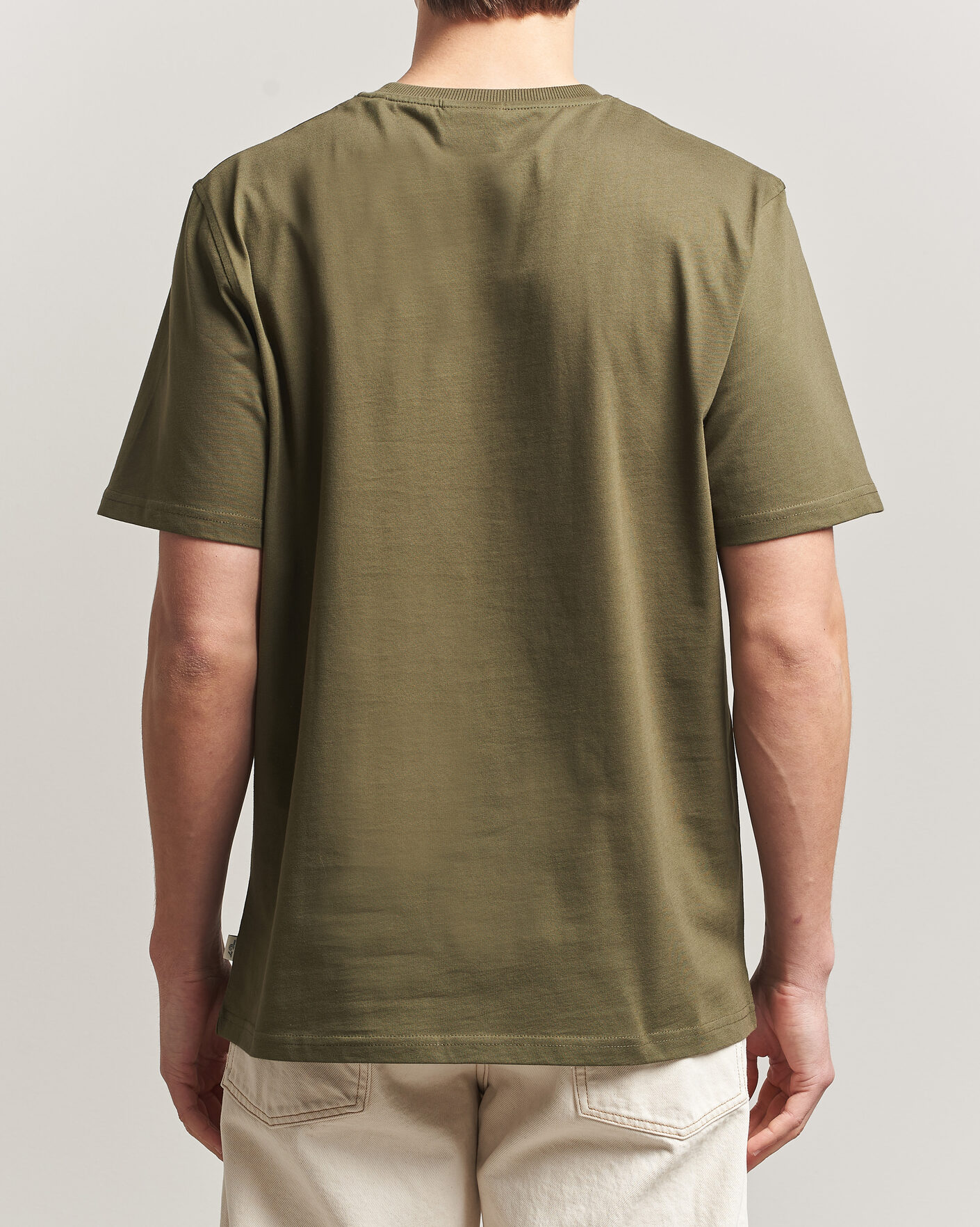 Heren | T-shirts | LES DEUX | Brday Emblem T-Shirt Olive Night Green