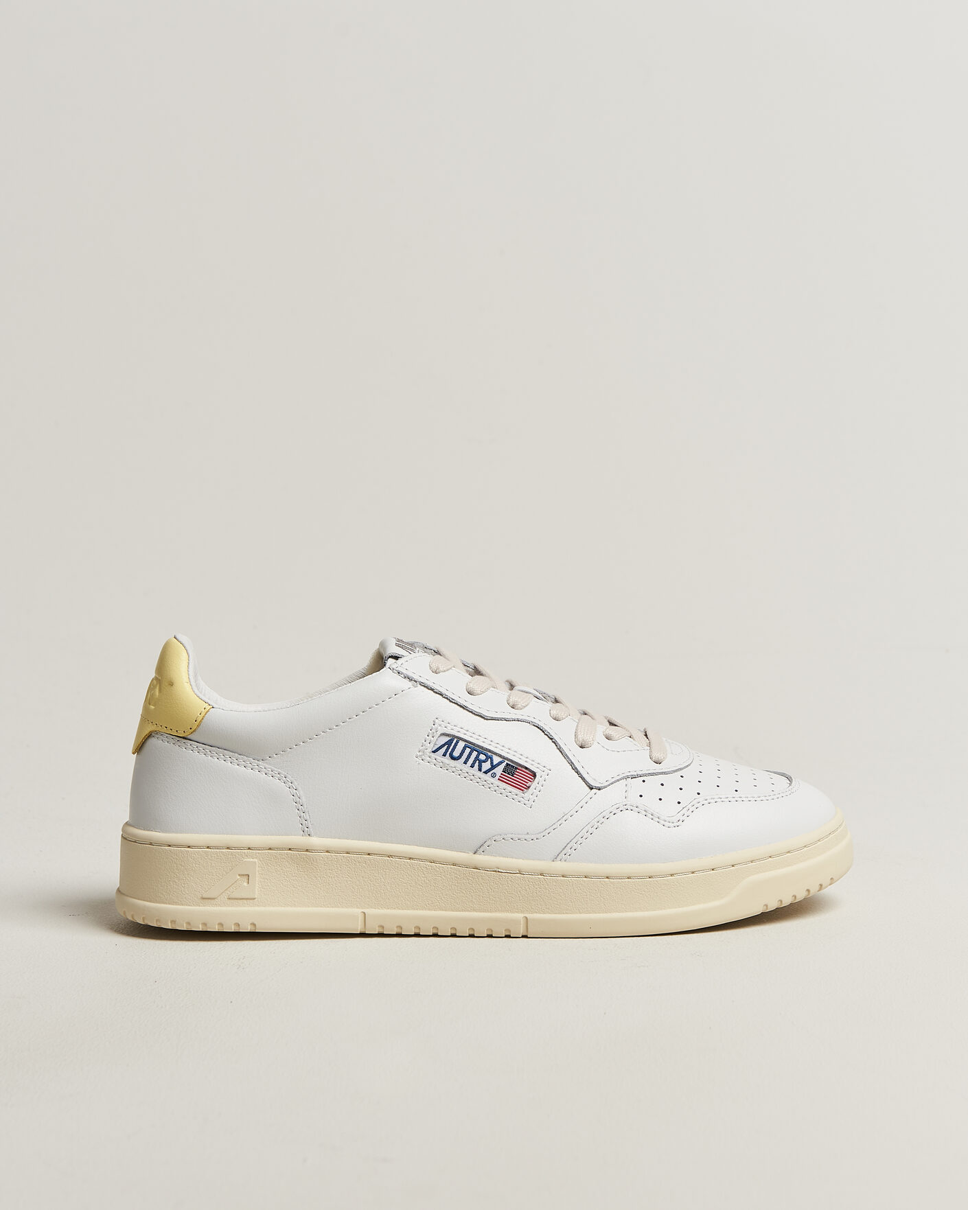 Heren | Sneakers | Autry | Medalist Low Sneaker White/Lemon Meringue