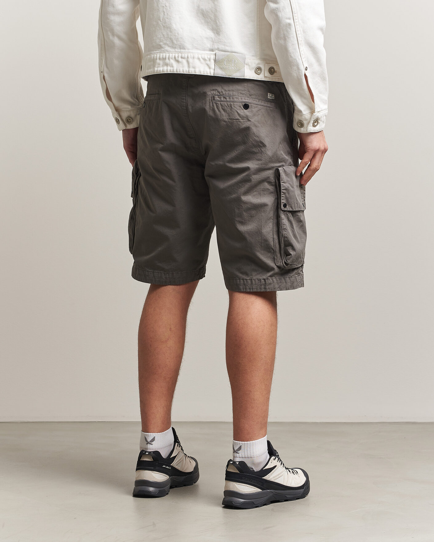 Heren | Korte broek | C.P. Company | Cotton Gabardine Cargo Shorts Washed Black