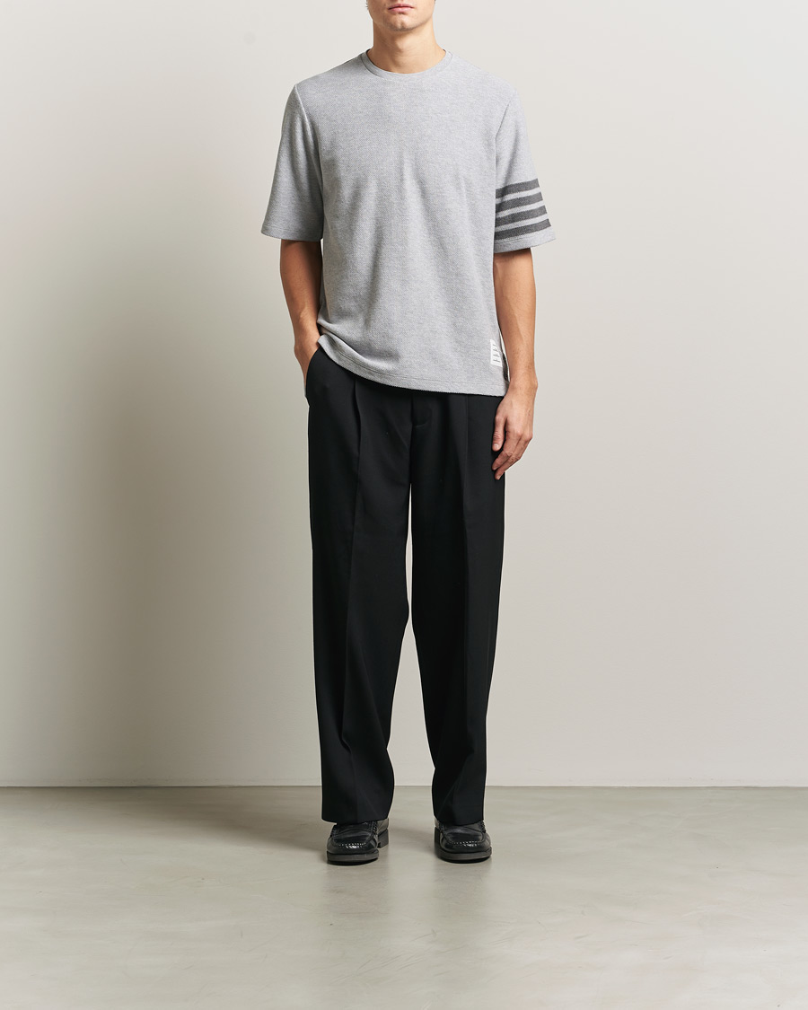 Heren | T-shirts | Thom Browne | Textured Pique 4 Bar T-Shirt Pale Grey