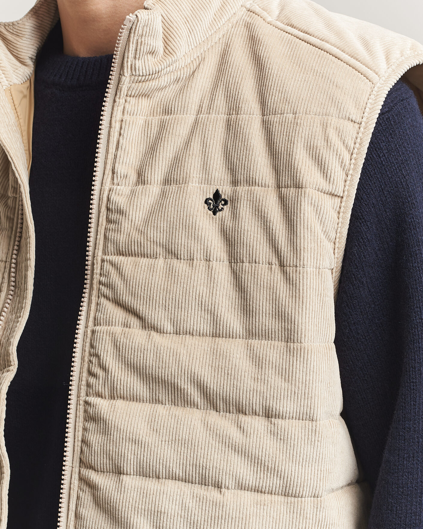 Heren | Gilets | Morris | Teddy Quilted Corduroy Vest Khaki