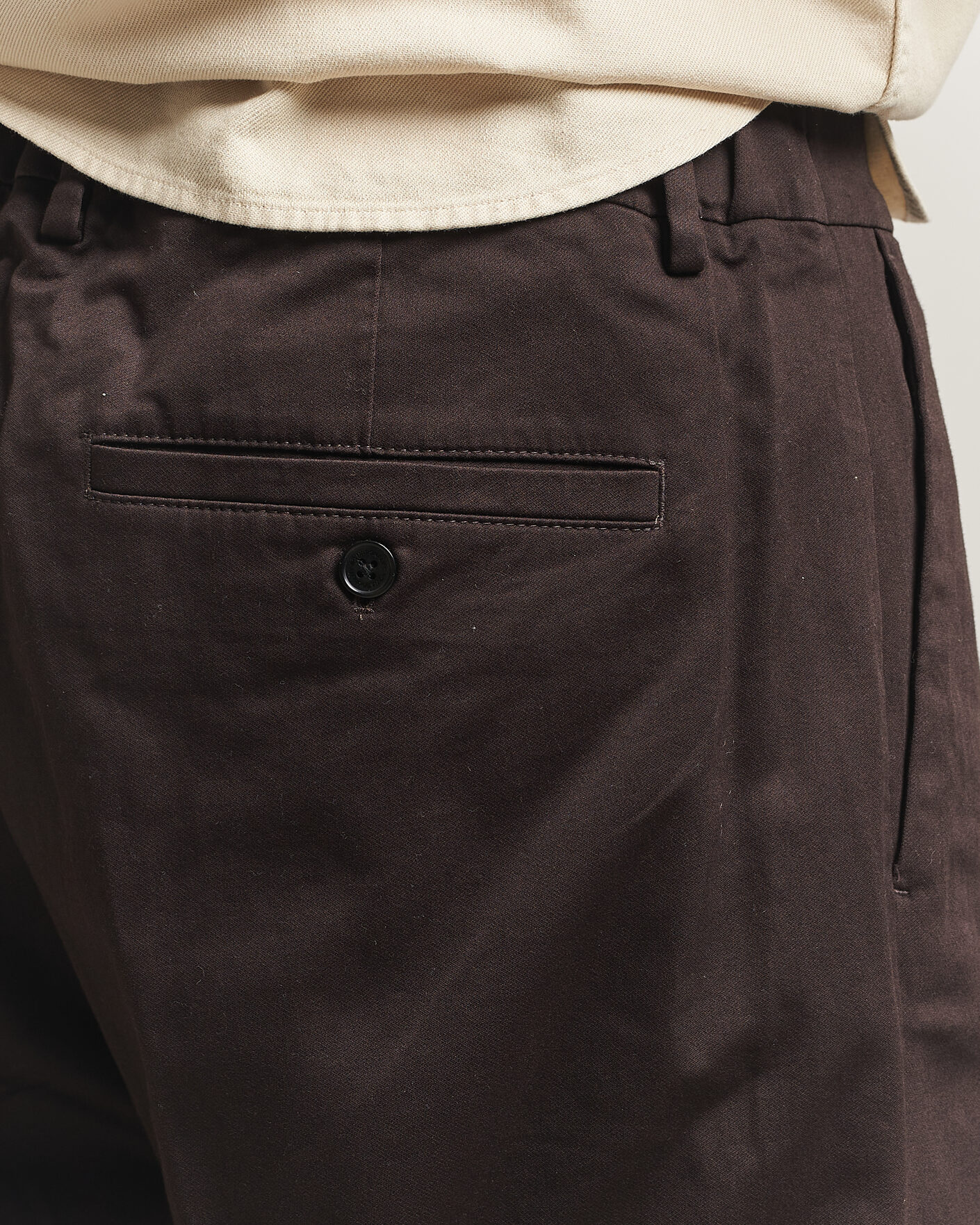 Heren | Broeken | NN07 | Kay Cotton Pleated Trousers Deep Truffle