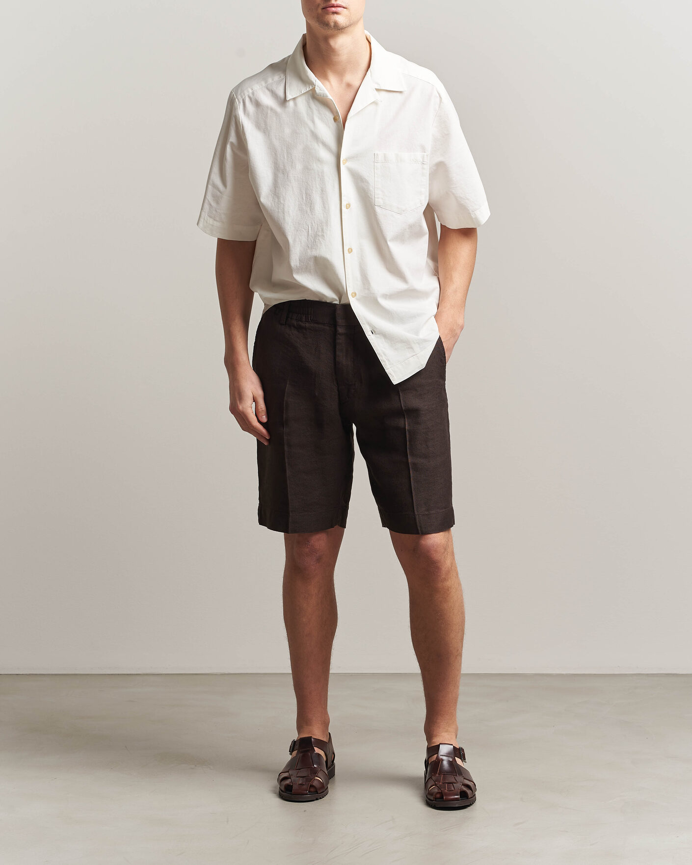 Heren | Korte broek | NN07 | Billie Linen/Viscose Drawstring Shorts Deep Truffle