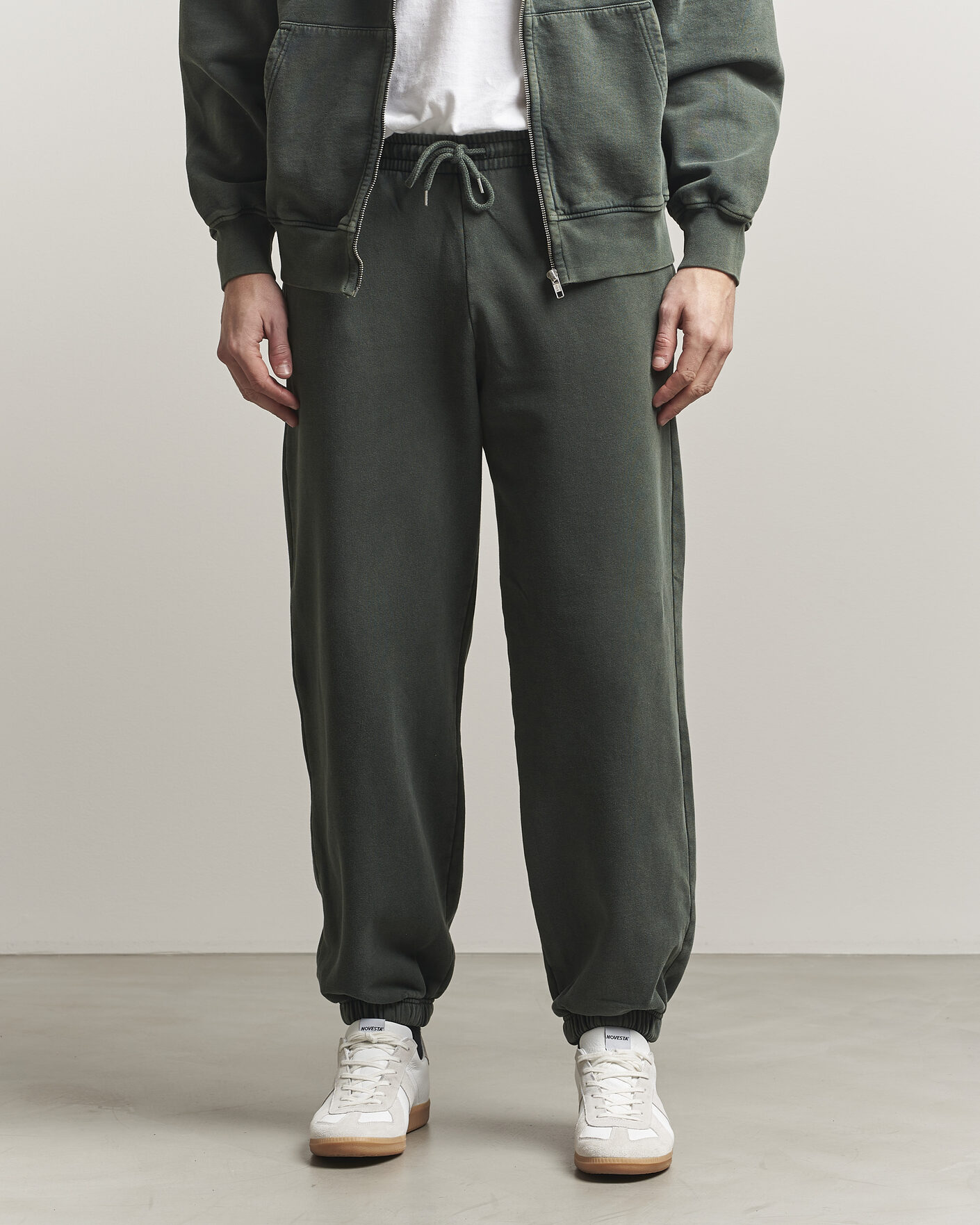 Heren | Broeken | Colorful Standard | Classic Organic Sweatpants Midnight Forest