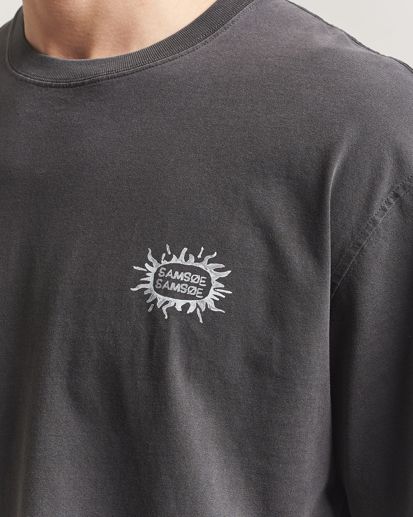 Heren | T-shirts | Samsøe Samsøe | Gergei Printed Crew Neck T-Shirt Washed Black