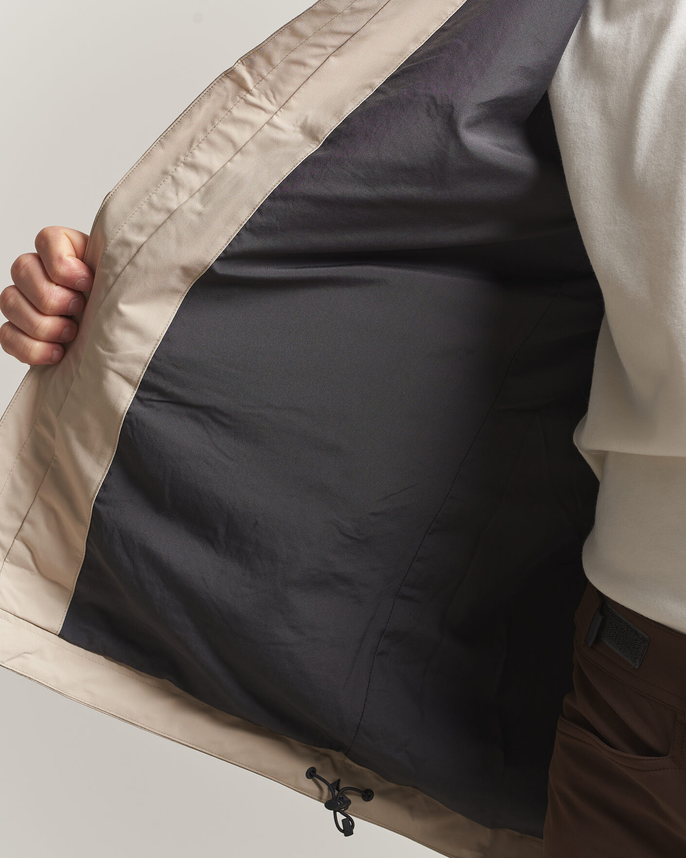 Heren | Jassen | Haglöfs | Breeze Proof Jacket Chalk Beige