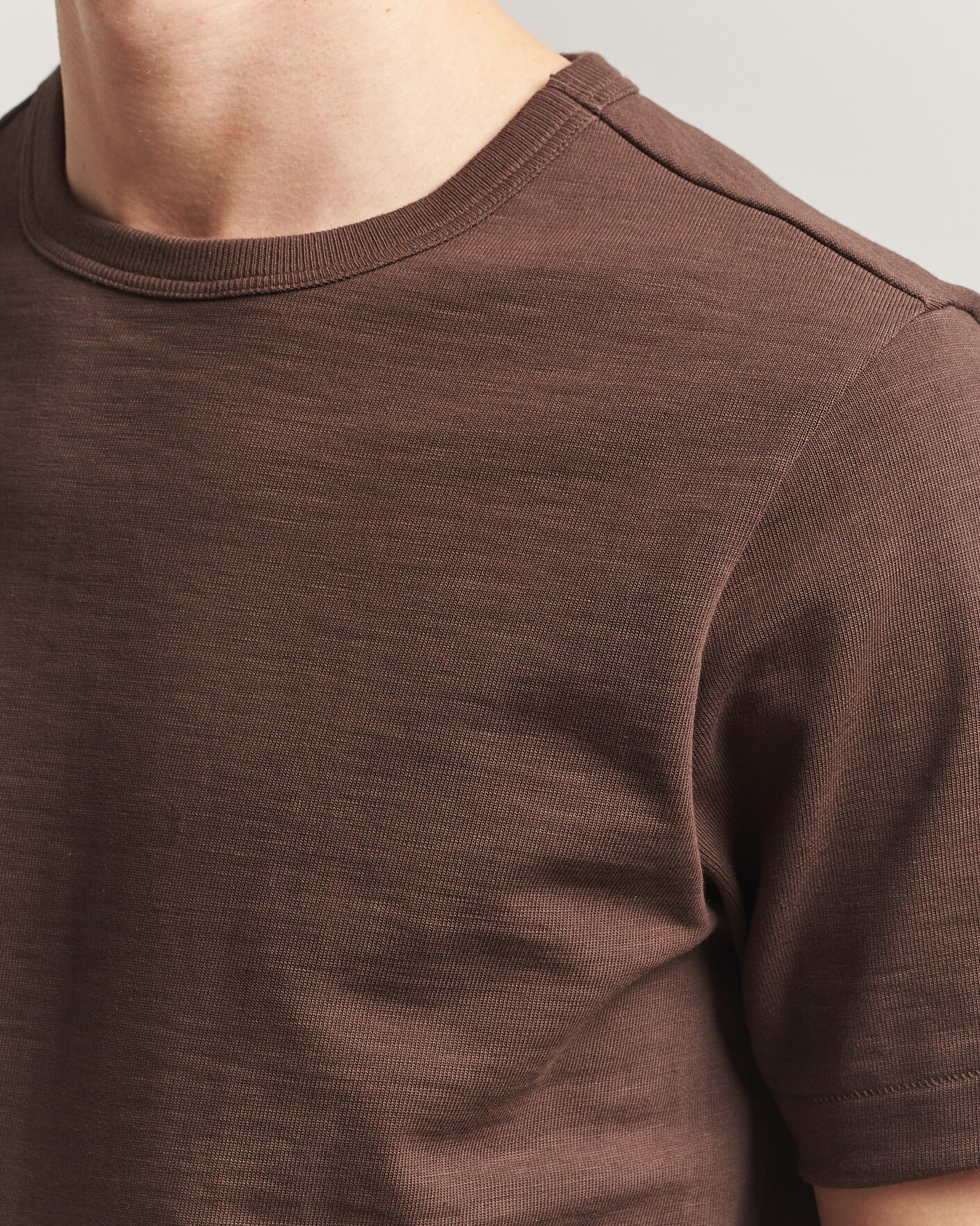Heren | T-shirts | Merz b. Schwanen | Relaxed Fit Loopwheeled Heavy T-Shirt Chocolate
