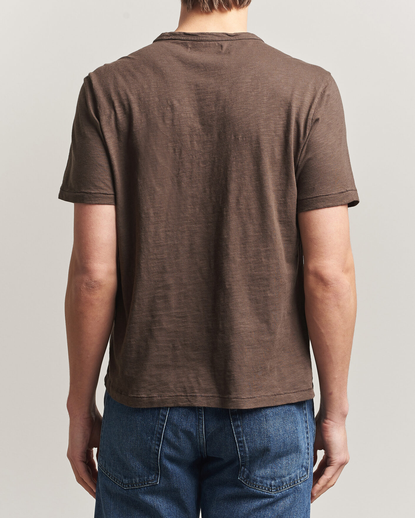 Heren | T-shirts | Merz b. Schwanen | Organic Pima Cotton Slub Crew Neck T-Shirt Chocolate