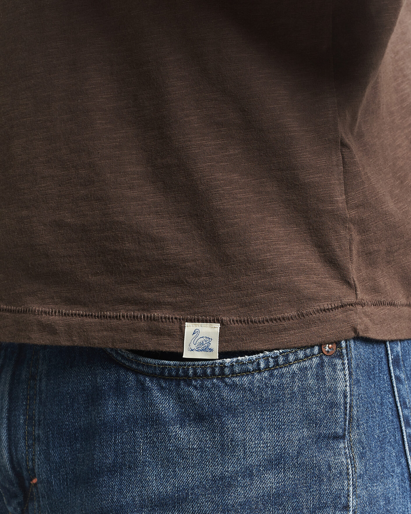 Heren | T-shirts | Merz b. Schwanen | Organic Pima Cotton Slub Crew Neck T-Shirt Chocolate