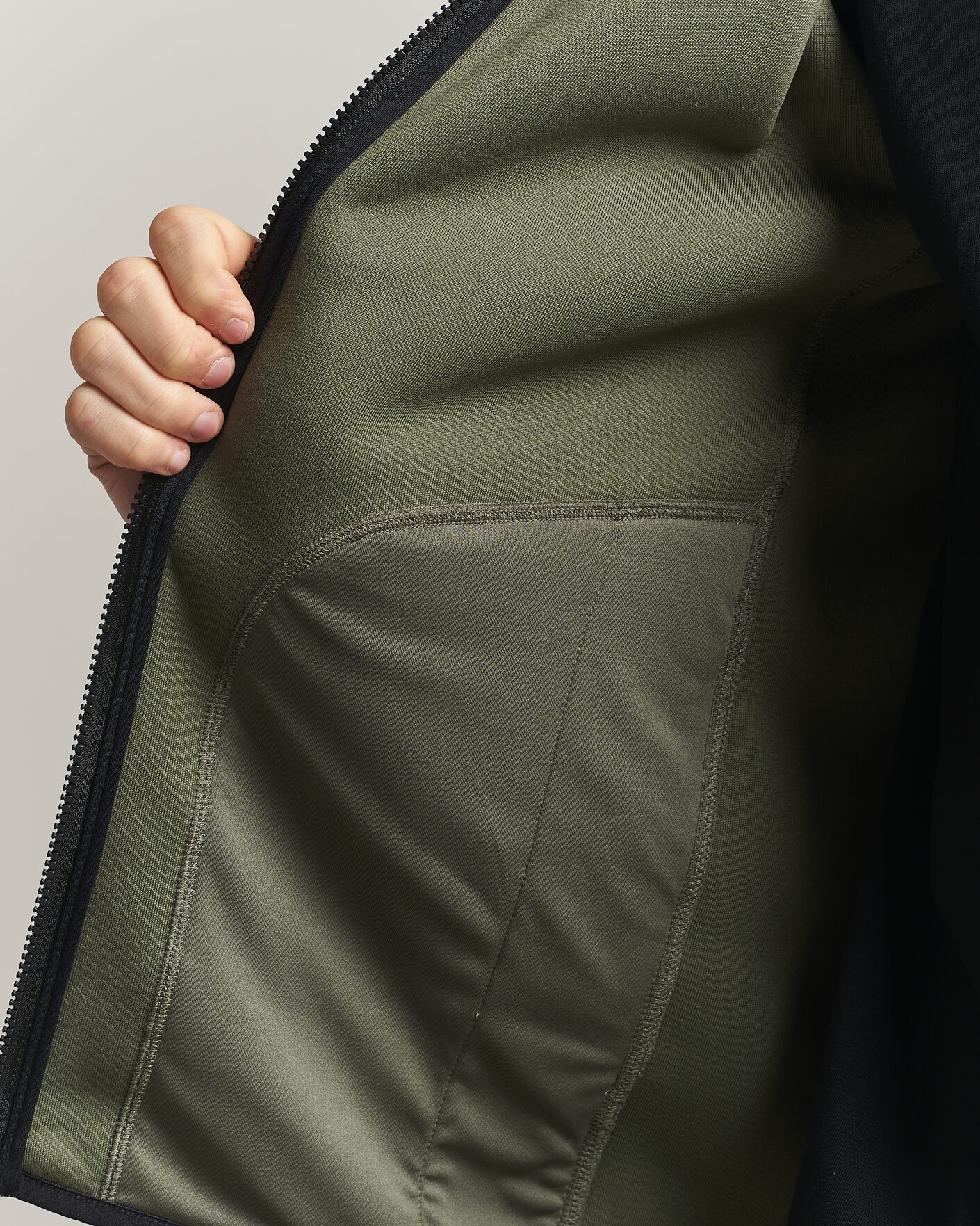 Heren | Truien | Peak Performance | Nature Rush Pile Full Zip Pine Needle