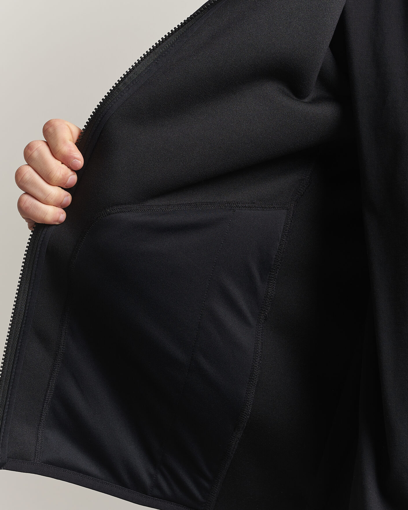 Heren | Truien | Peak Performance | Nature Rush Pile Full Zip Black
