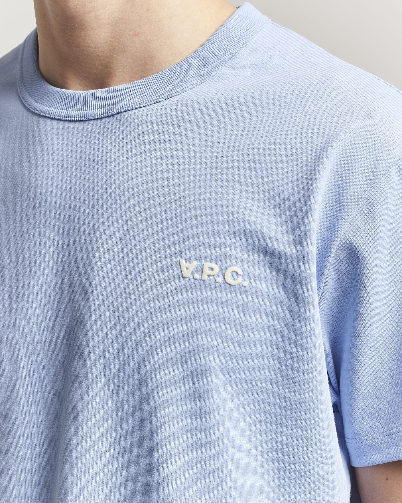 Heren | T-shirts | A.P.C. | Boxy Fit Petit VPC T-Shirt Light Blue