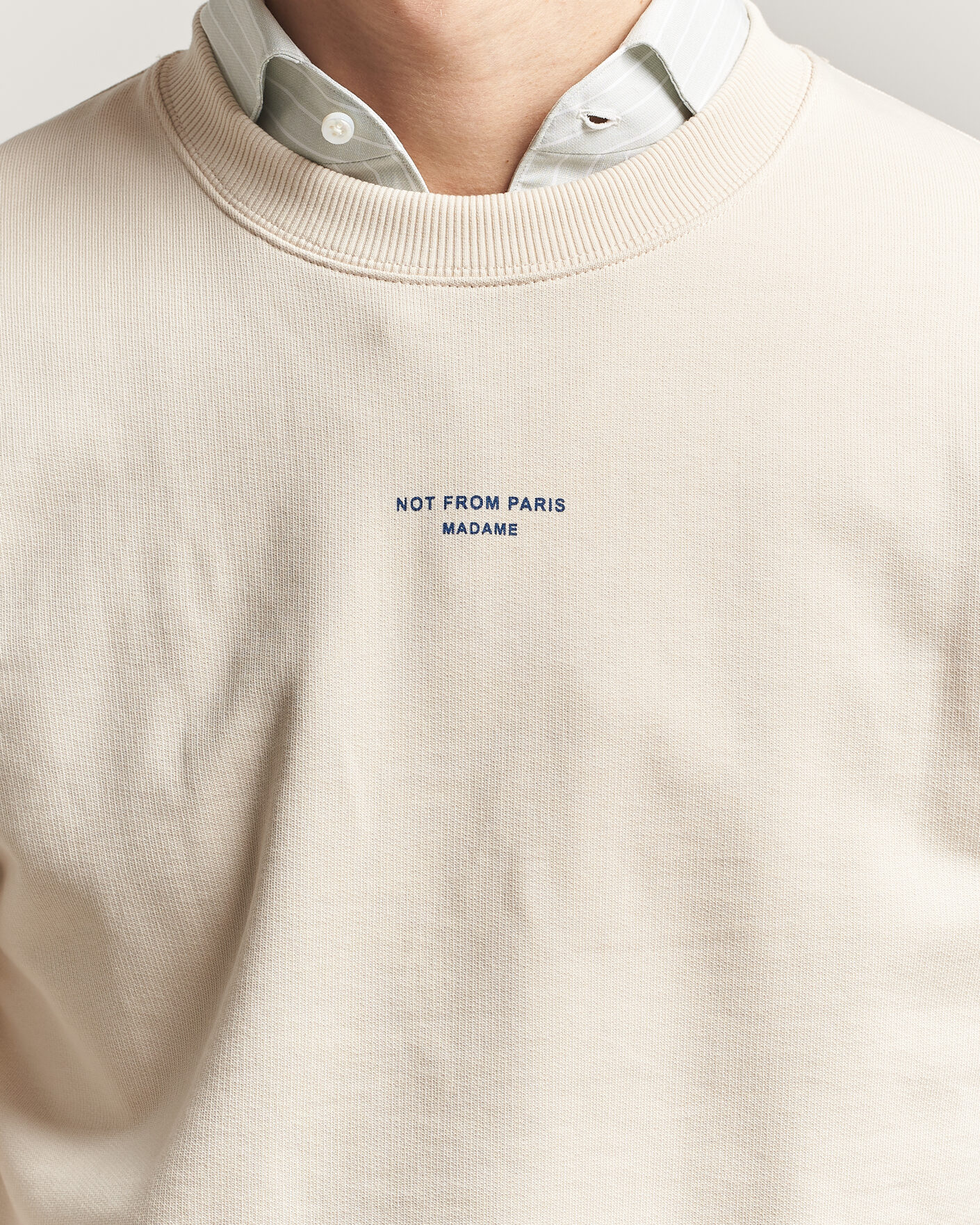 Heren | Truien | Drôle de Monsieur | Classic Slogan Sweatshirt Sand