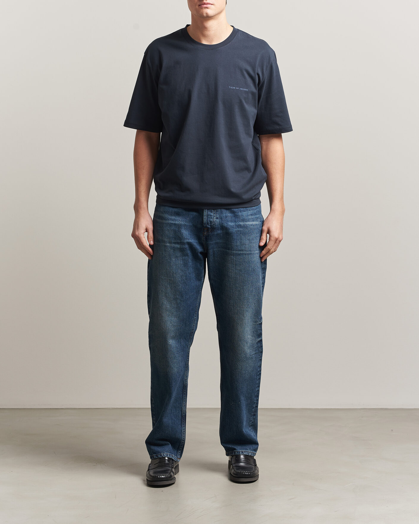 Heren | T-shirts | Tiger of Sweden | Pro Logo Crew Neck T-Shirt Light Ink