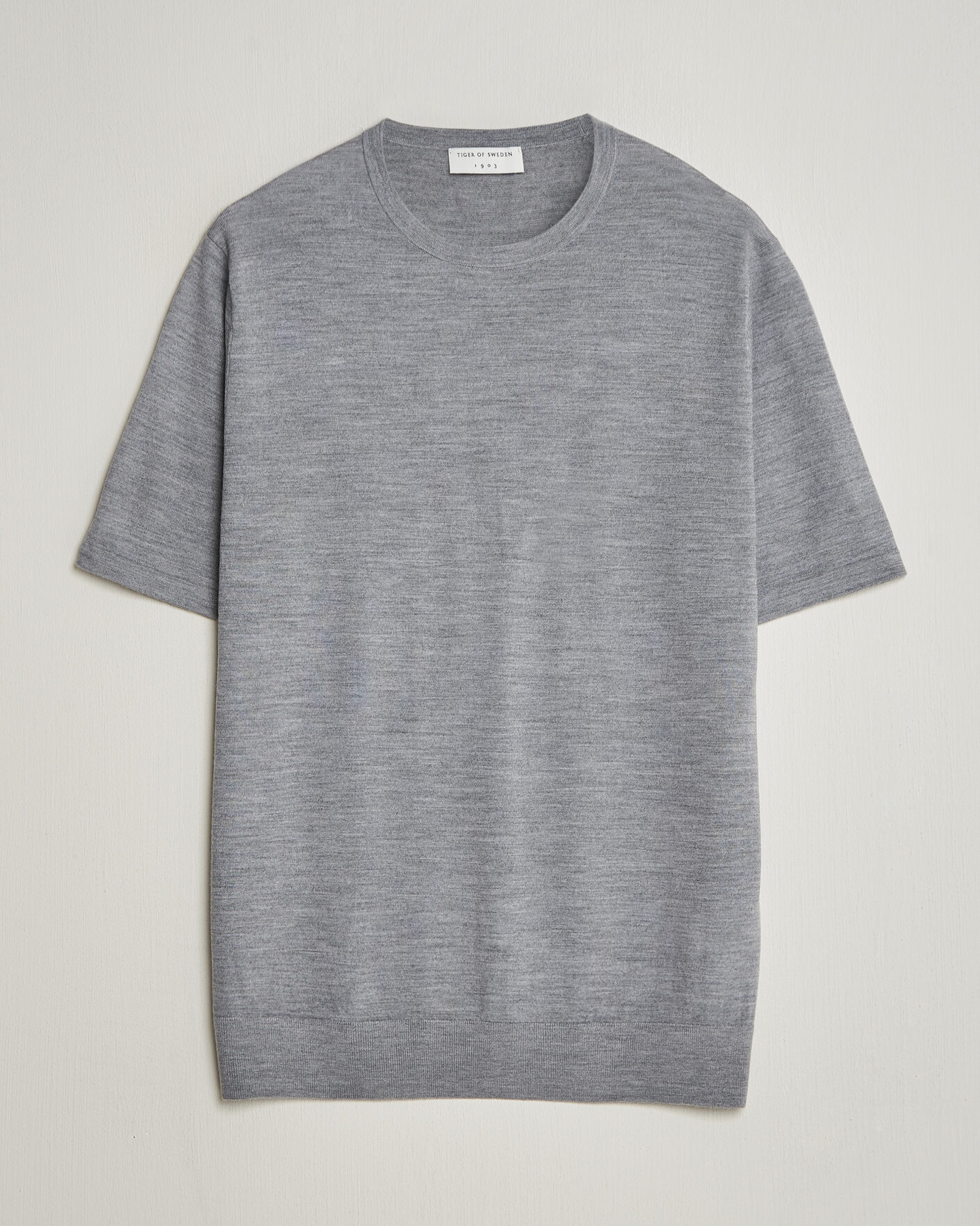 Heren | T-shirts | Tiger of Sweden | Connor Knitted Crew Neck T-Shirt Grey Melange