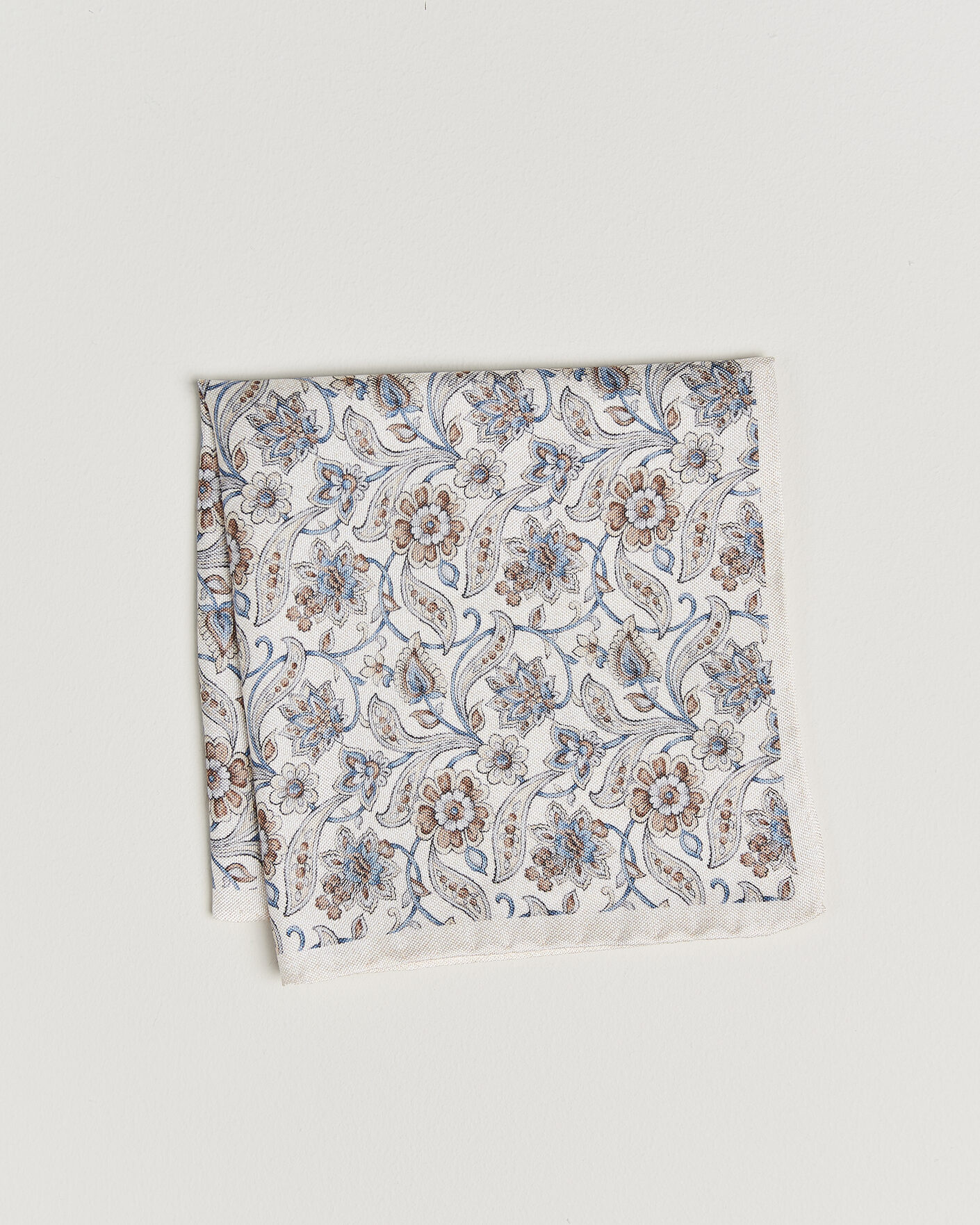 Heren | Pochets | Amanda Christensen | Silk Oxford Large Flower Pocket Square Cream