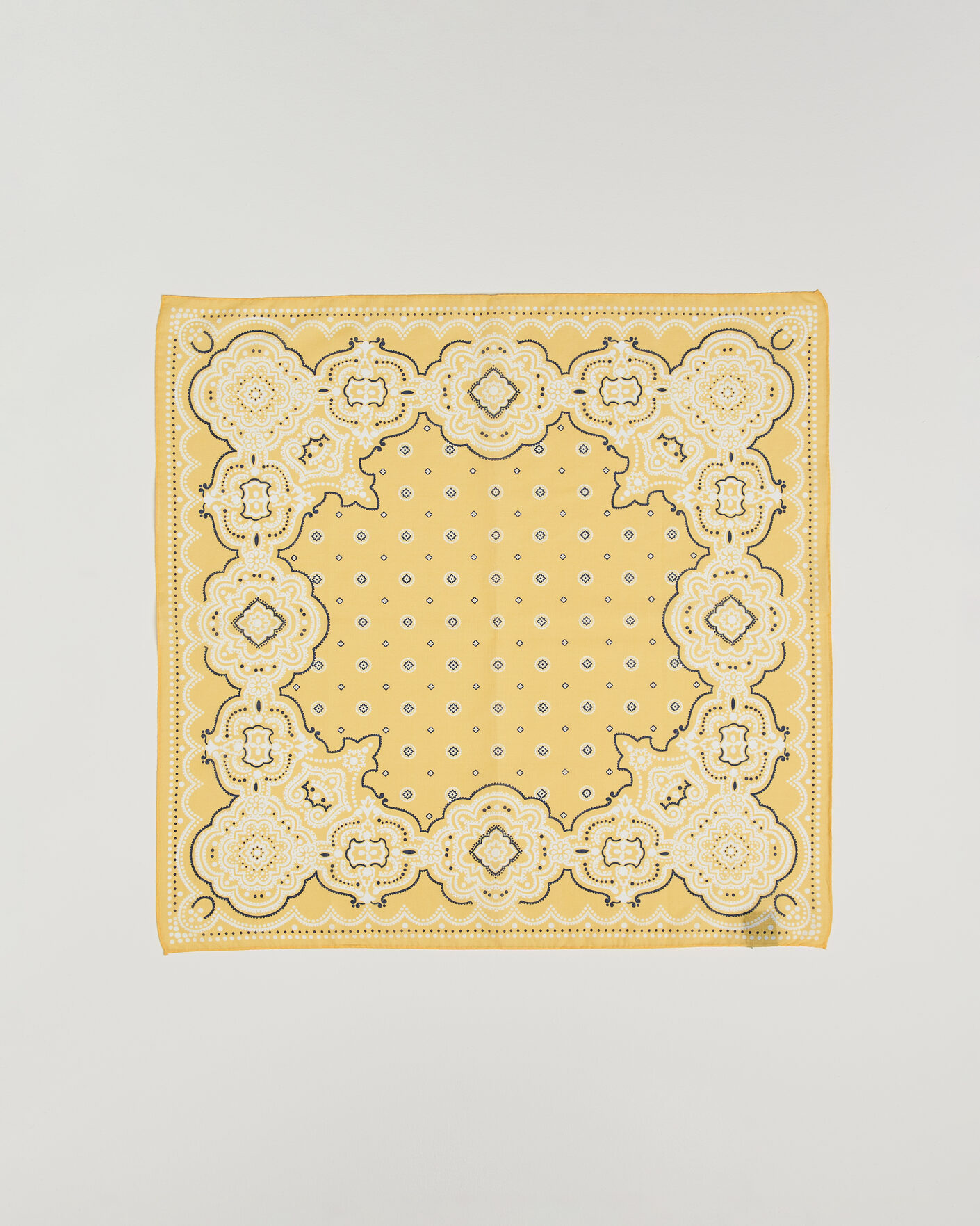 Heren | Sjaals | Amanda Christensen | Cotton Voilé Medallion Bandana Yellow