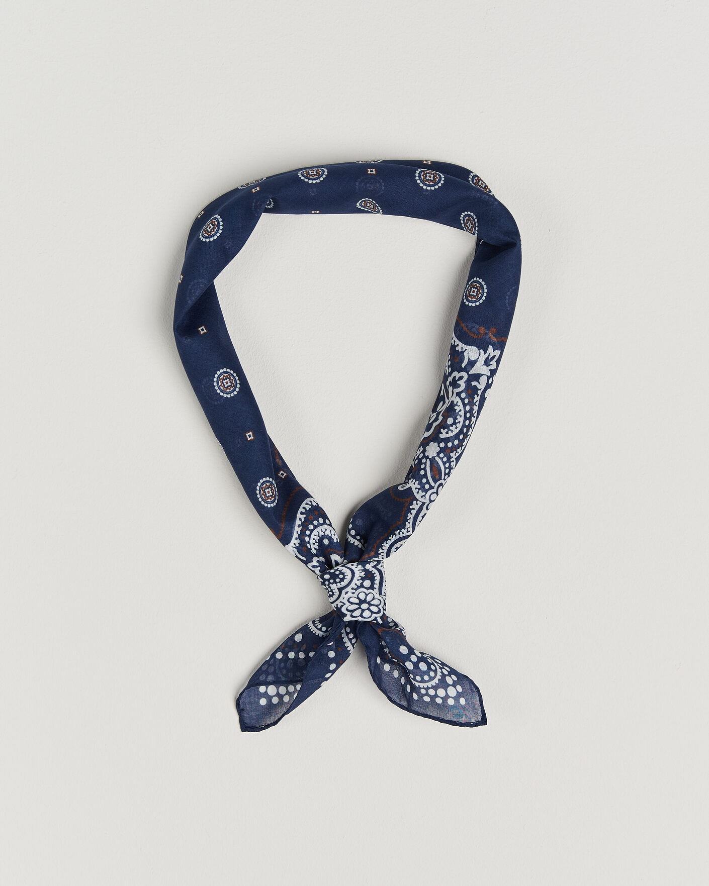 Heren | Sjaals | Amanda Christensen | Cotton Voilé Medallion Bandana Navy