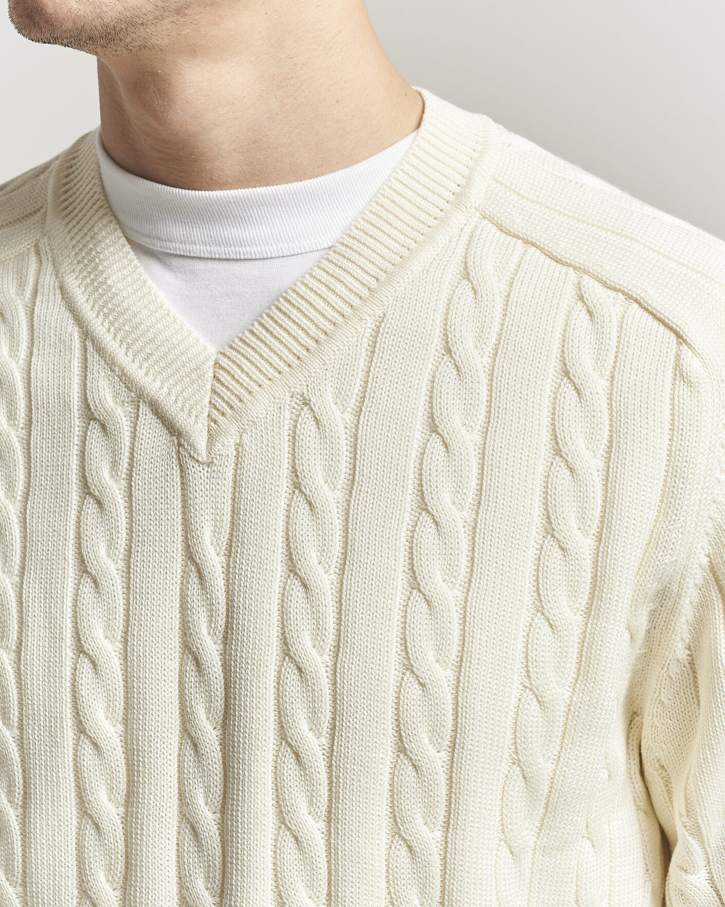 Heren | Truien | Filippa K | Cotton Cable V-Neck Sweater Calico White