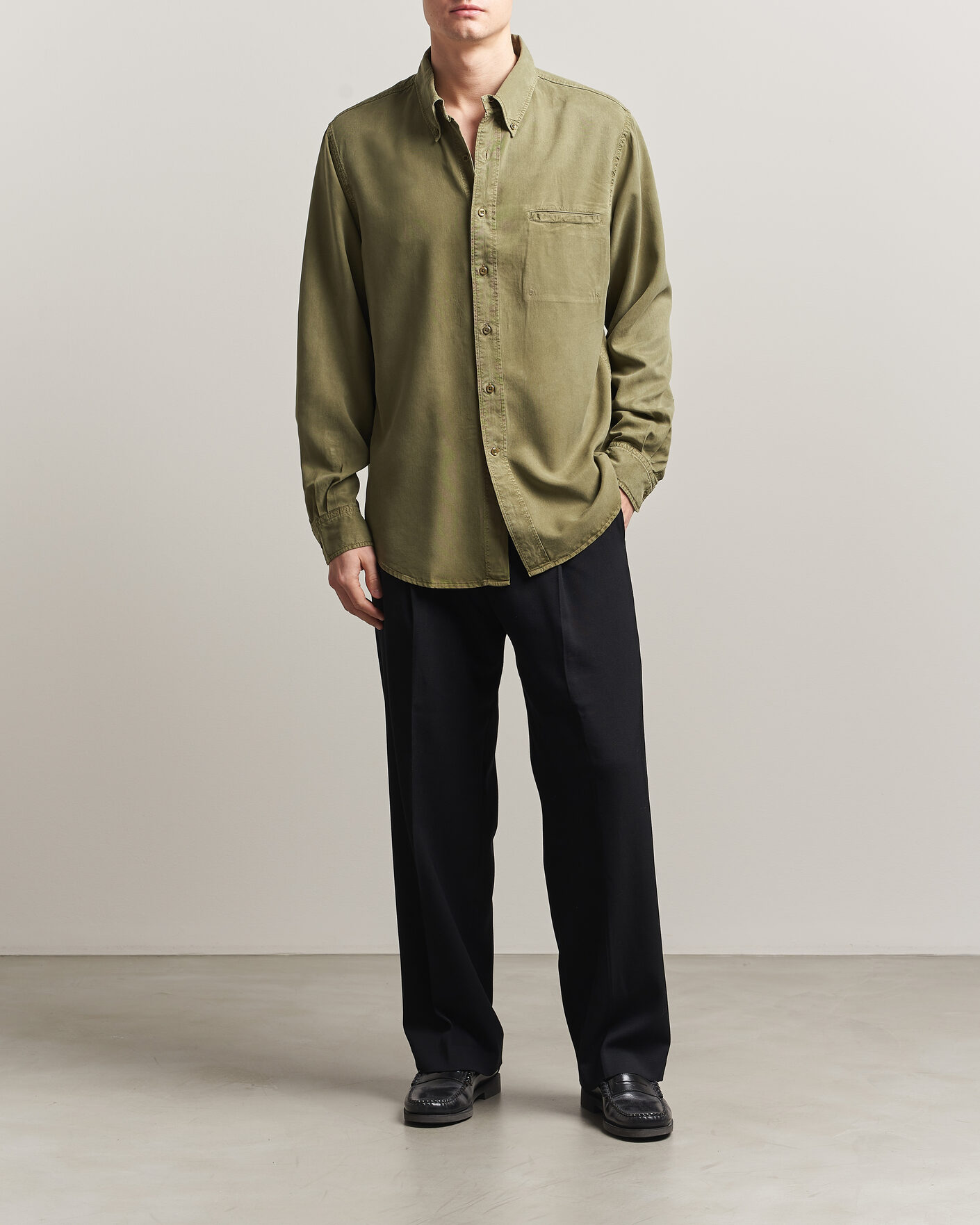 Heren | Overhemden | Filippa K | Zack Lyocell Shirt Laurel Green