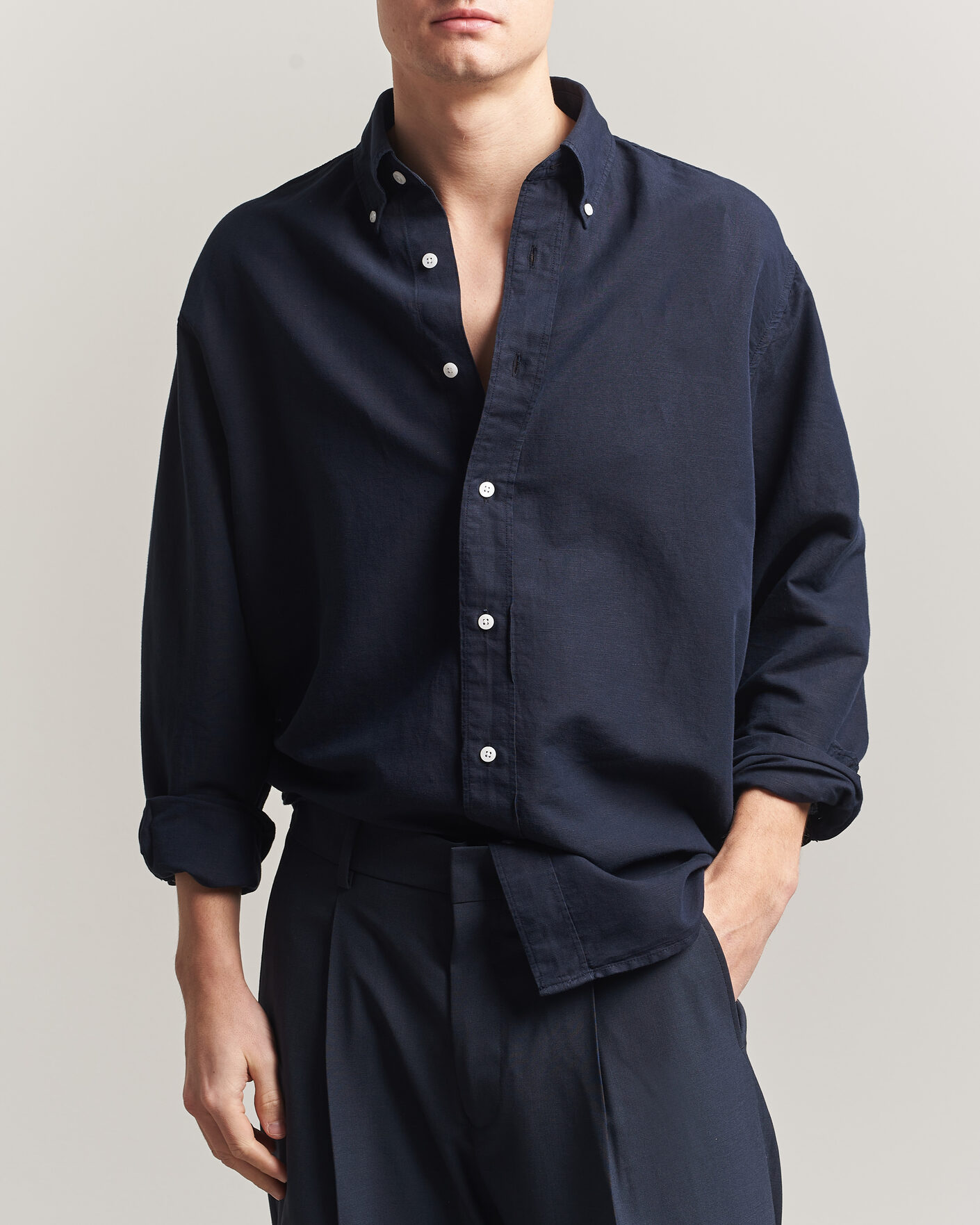 Heren | Overhemden | Filippa K | Relaxed Cotton/Linen Shirt Navy