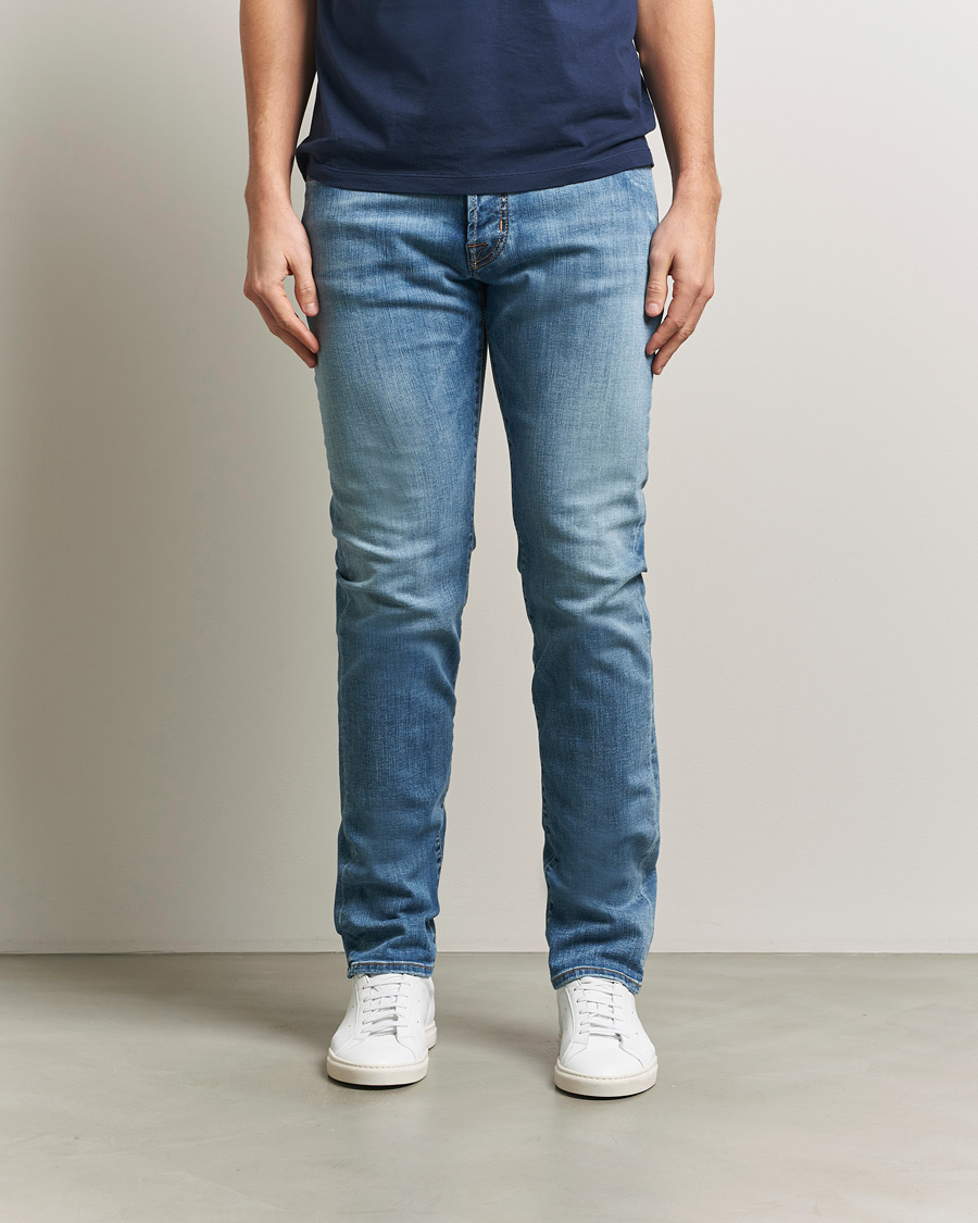 Heren | Jeans | Jacob Cohën | Bard Slim Fit Stretch Porsche Patch Jeans Mid Blue