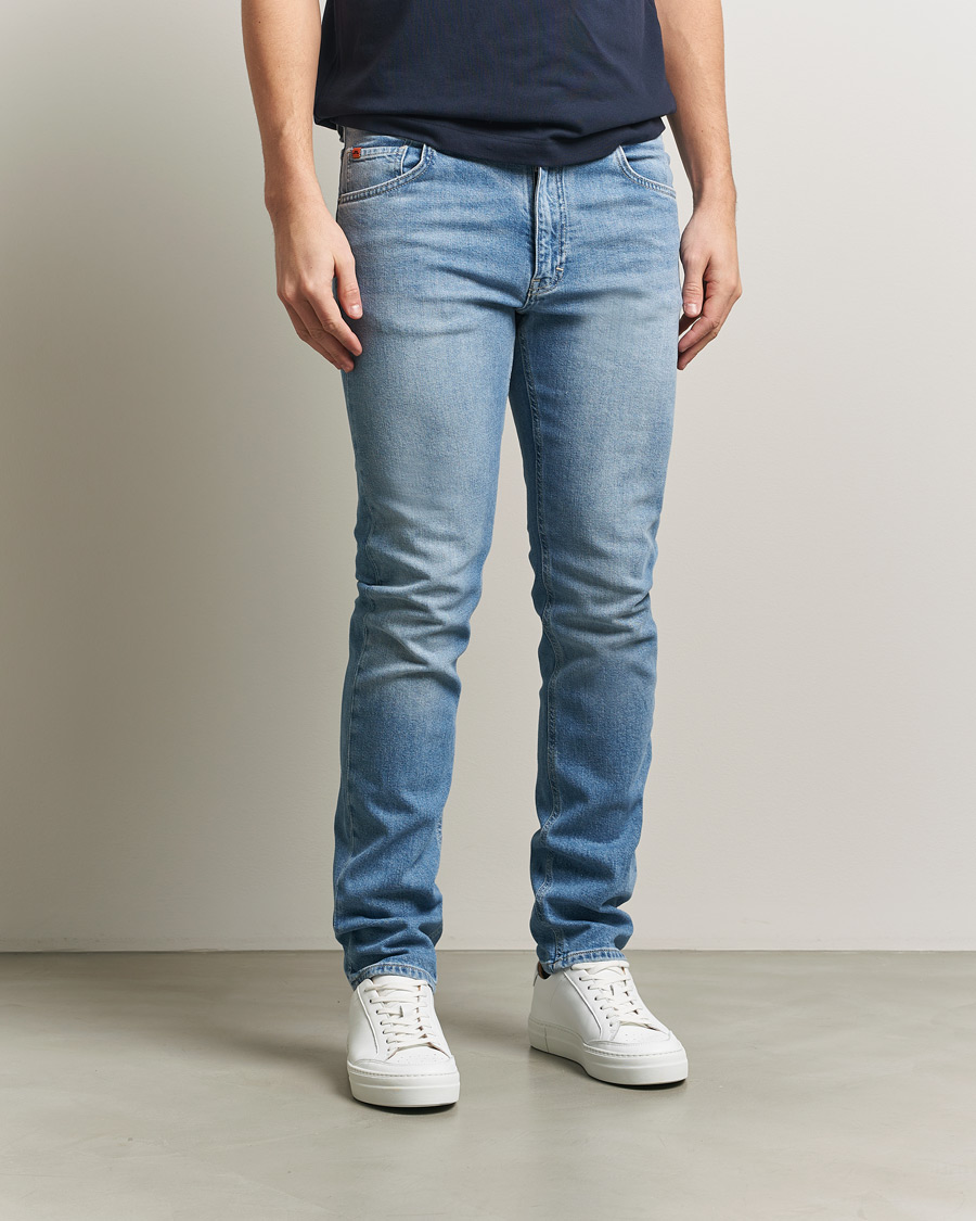 Heren | Jeans | J.Lindeberg | Jax Light Wash Slim Jeans Light Blue
