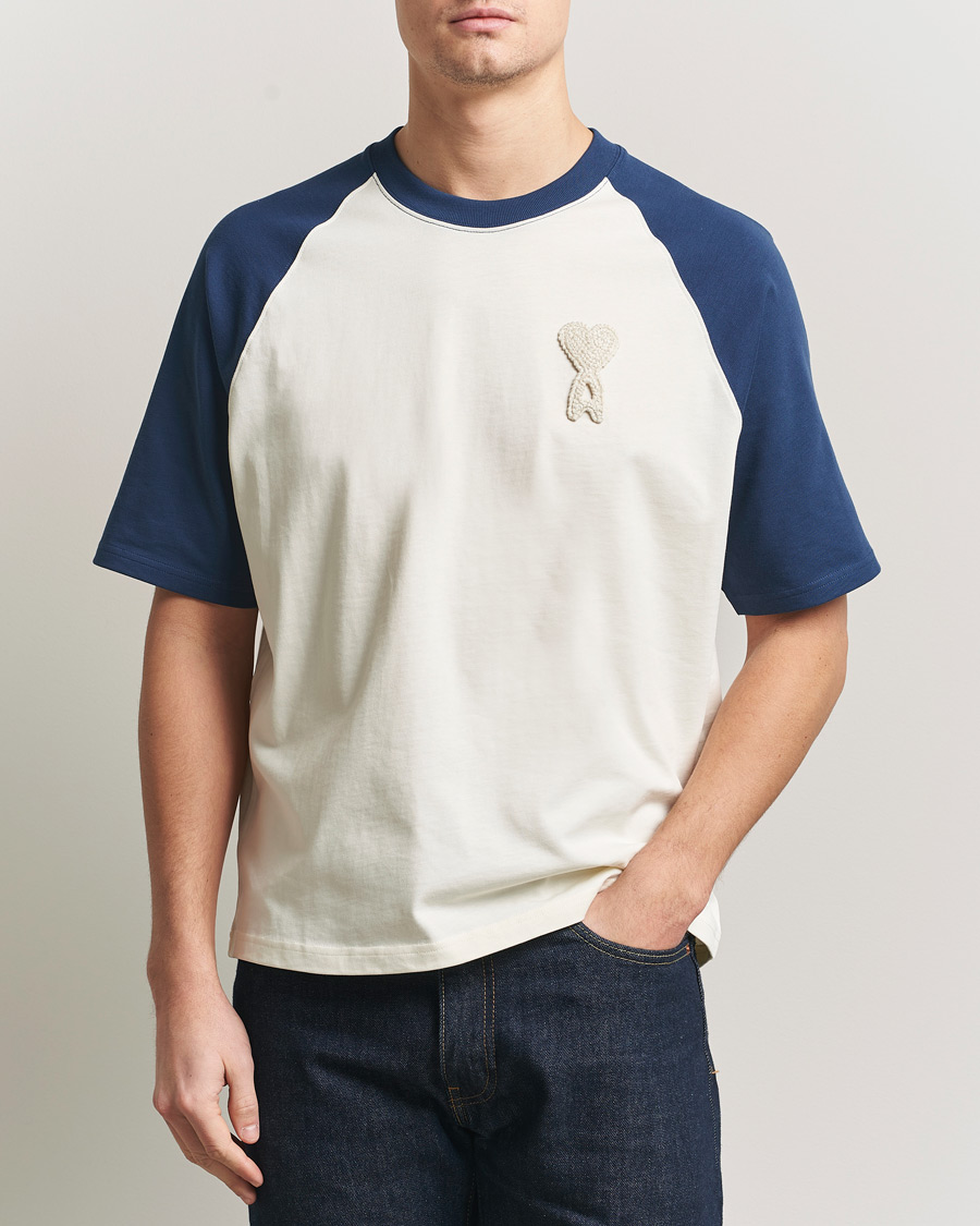 Heren | T-shirts | AMI | Knitted Heart Logo T-Shirt Creme/Navy