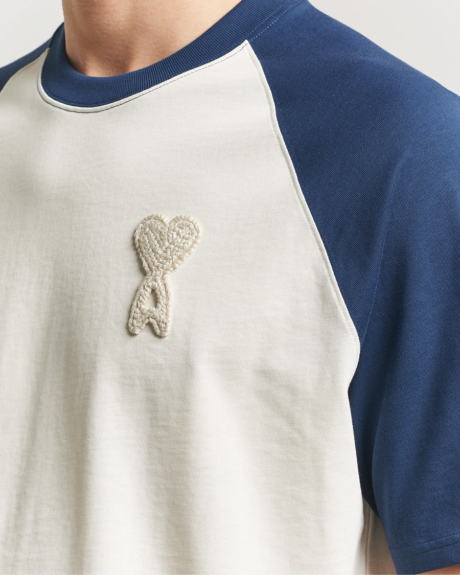 Heren | T-shirts | AMI | Knitted Heart Logo T-Shirt Creme/Navy