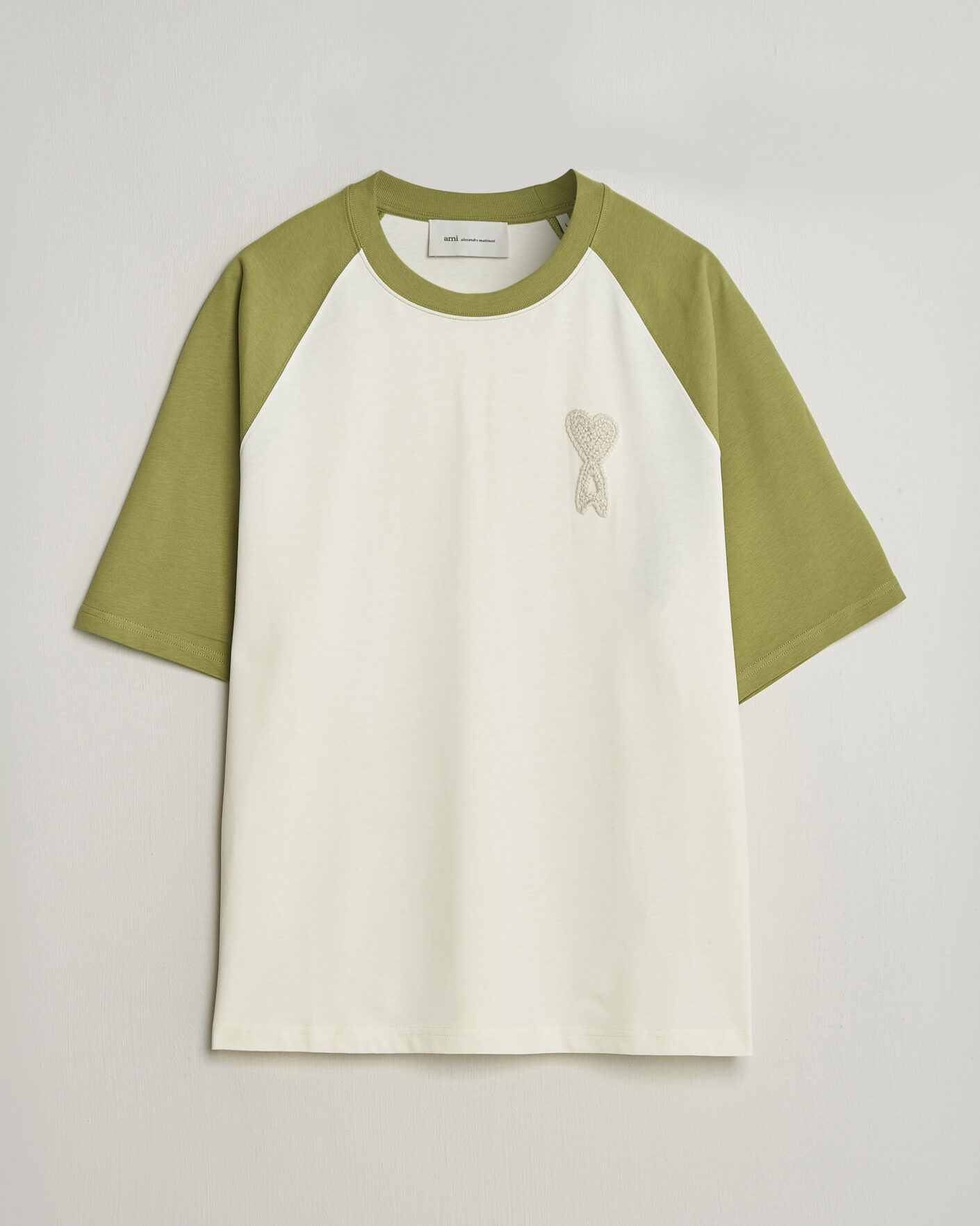 Heren | T-shirts | AMI | Knitted Heart Logo T-Shirt Creme/Matcha