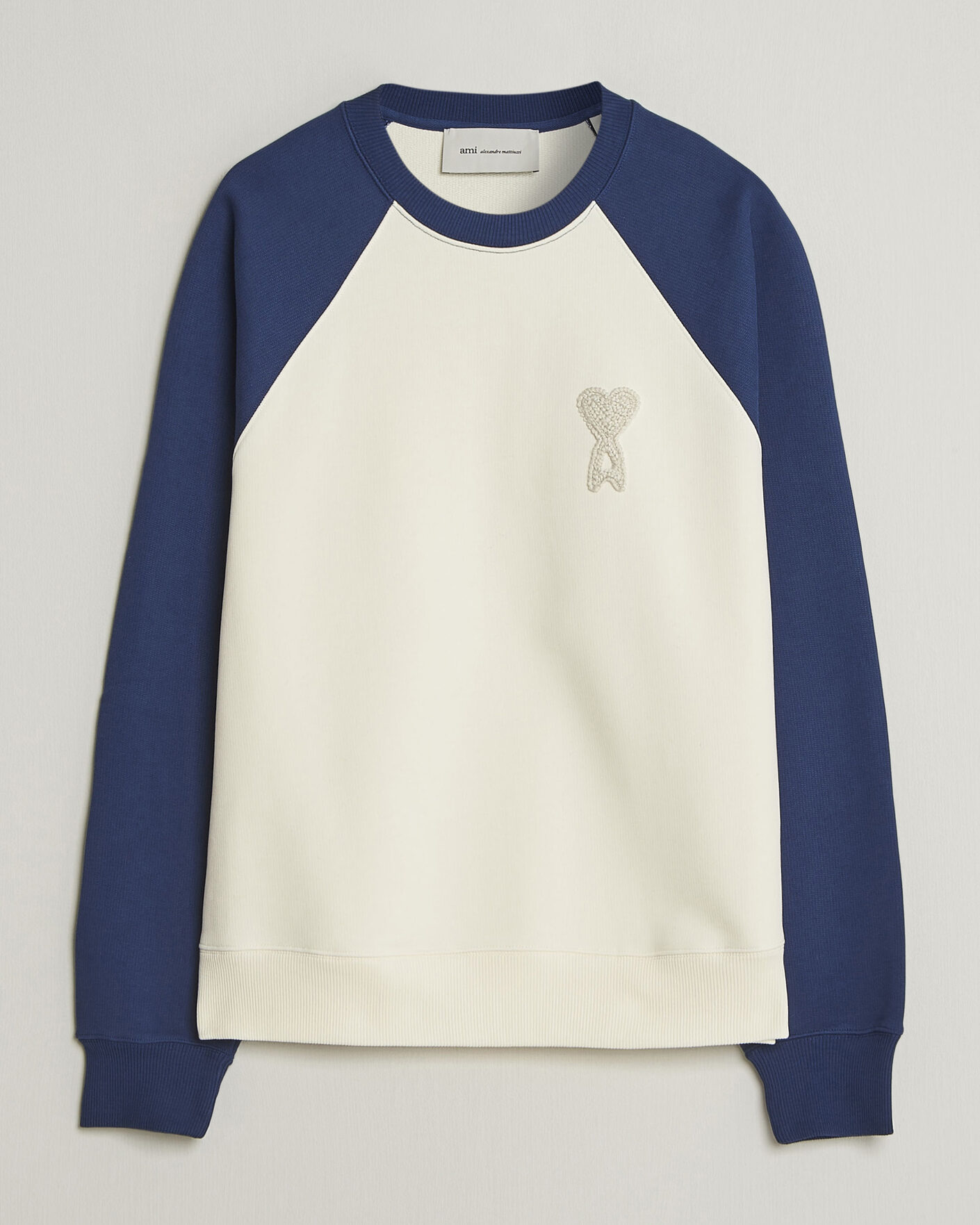 Heren | Truien | AMI | Knitted Heart Logo Sweatshirt Creme/Navy