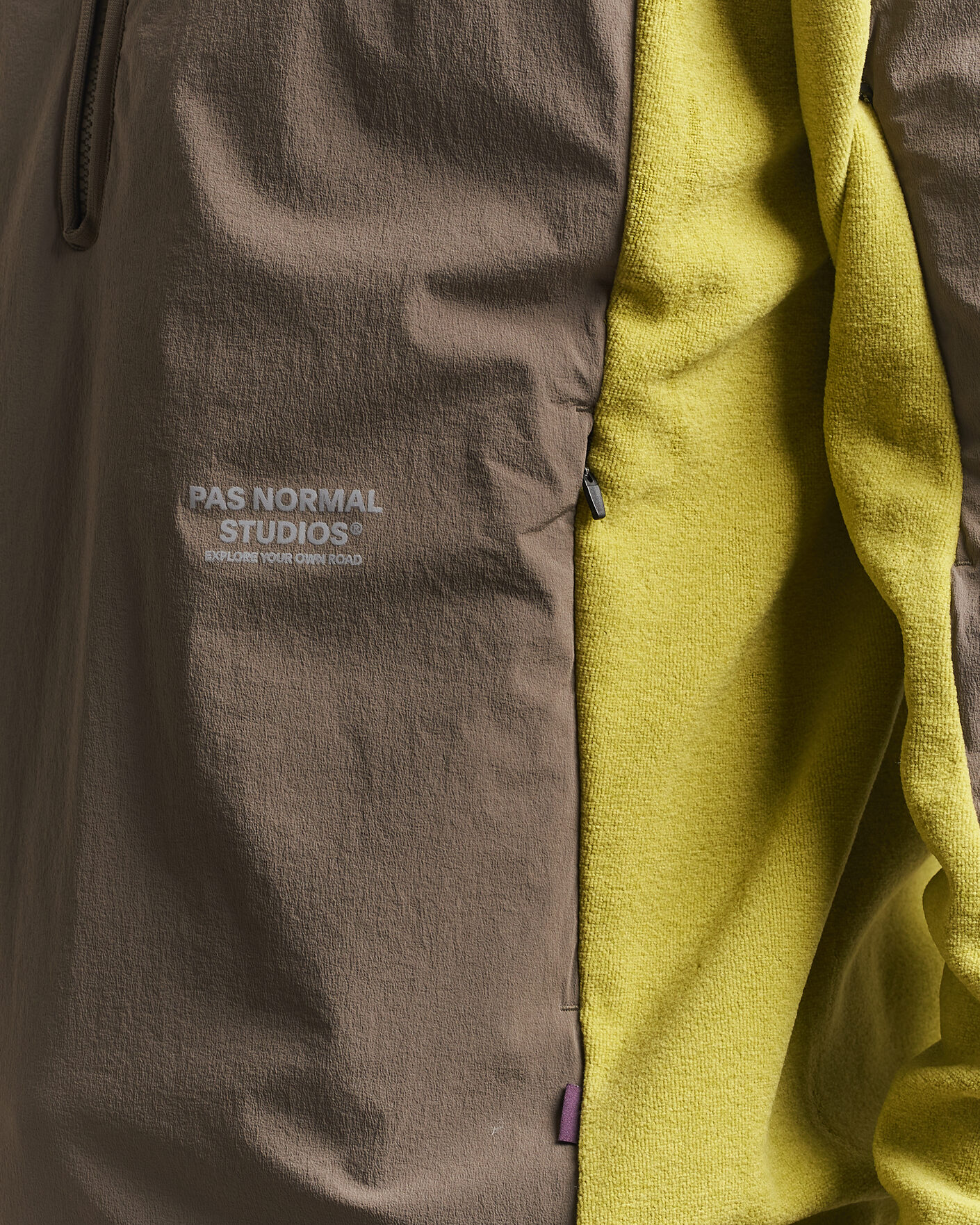 Heren | Jassen | Pas Normal Studios | Off Race Light Fleece Half Zip Moss Green