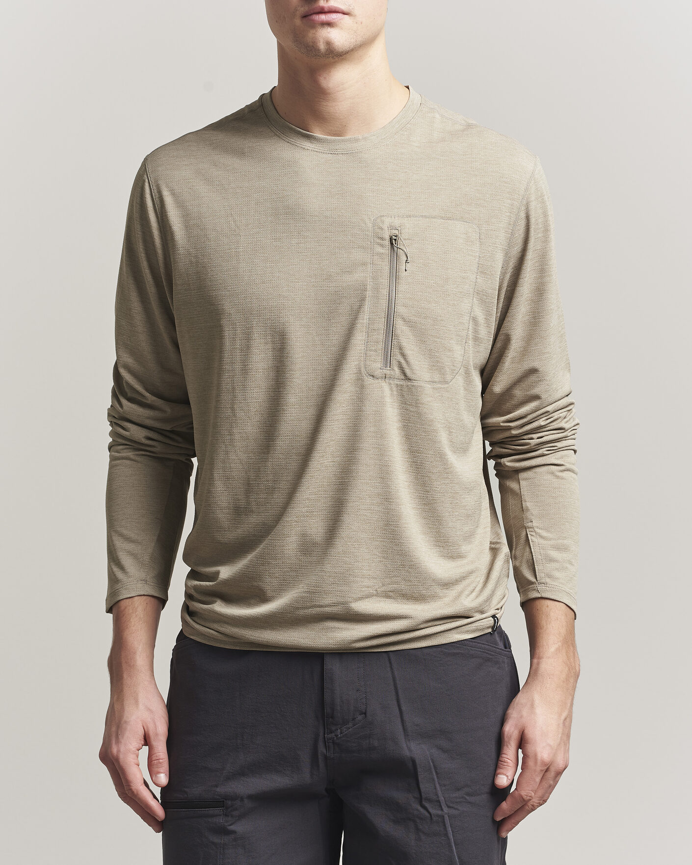 Heren | T-shirts | Patagonia | Cap Cool Long Sleeve Sun Shirt Seabird Grey