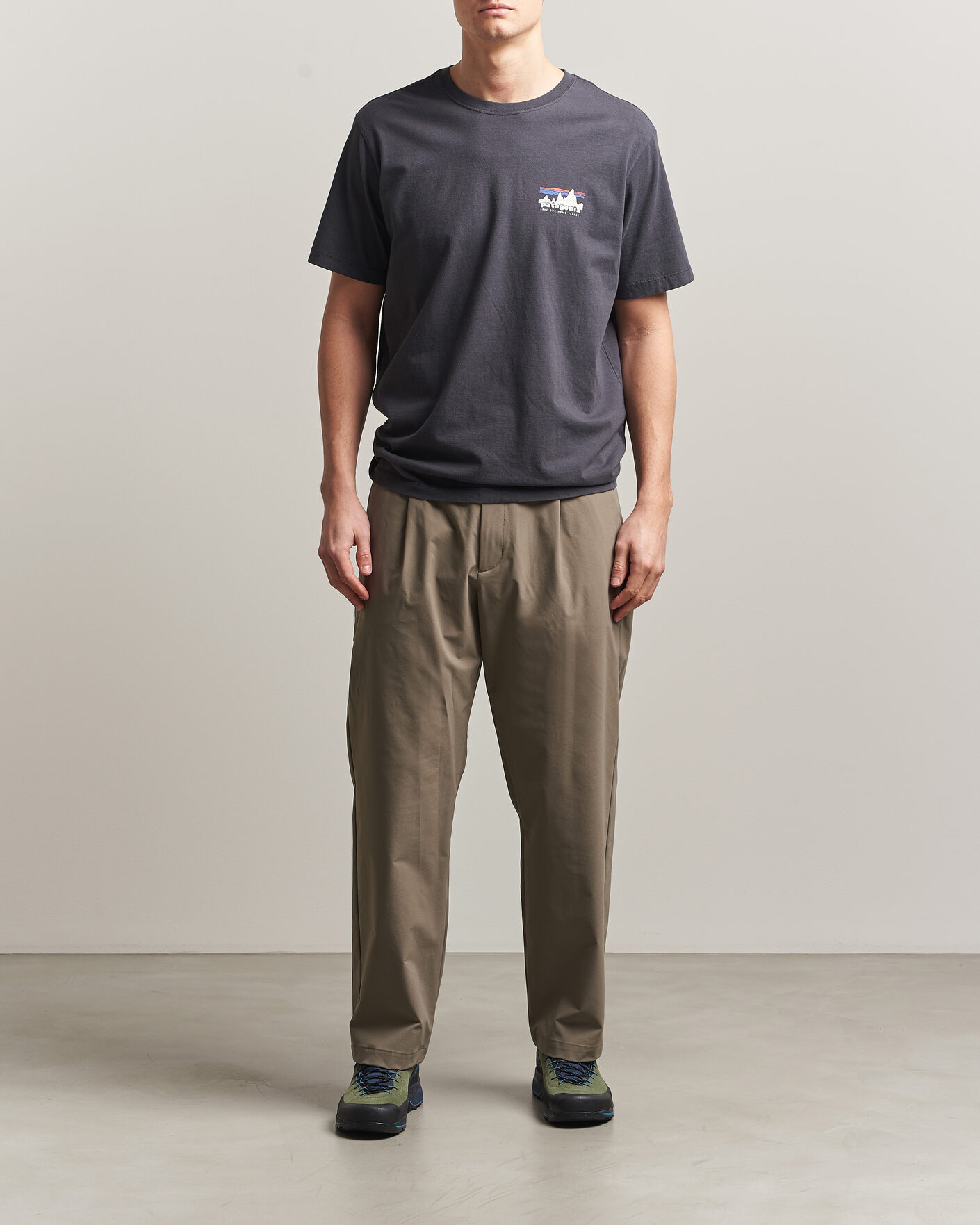 Heren | T-shirts | Patagonia | 73 Skyline Logo T-Shirt Ink Black