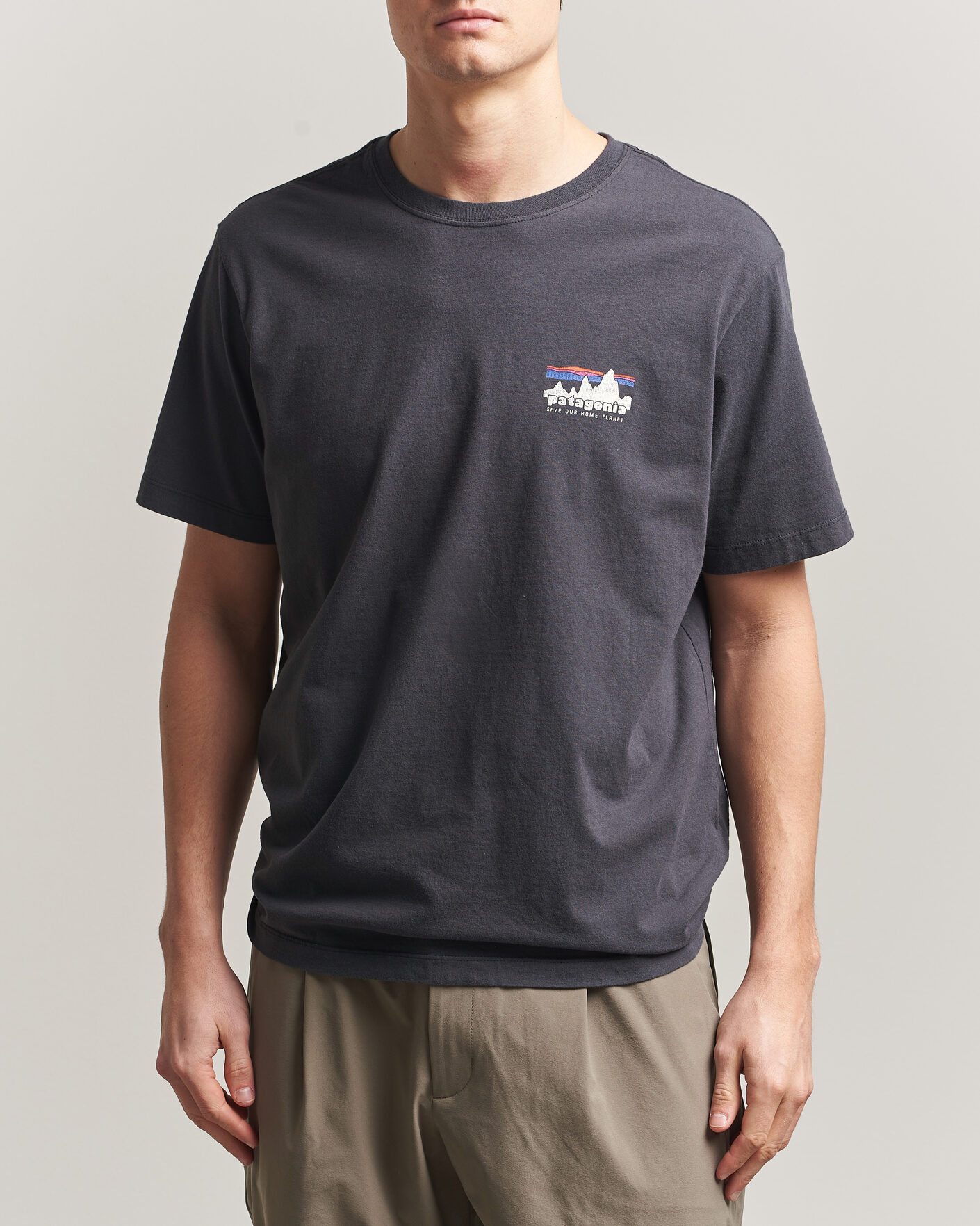 Heren | T-shirts | Patagonia | 73 Skyline Logo T-Shirt Ink Black