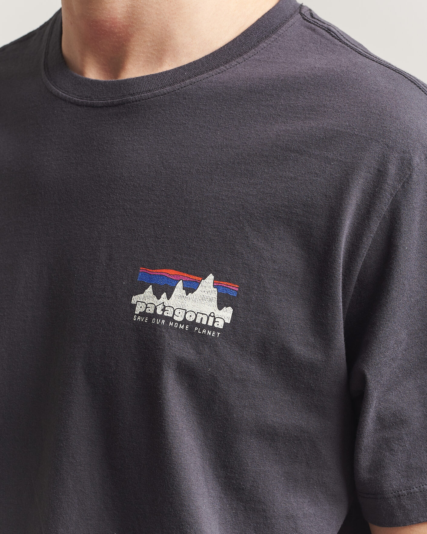 Heren | T-shirts | Patagonia | 73 Skyline Logo T-Shirt Ink Black