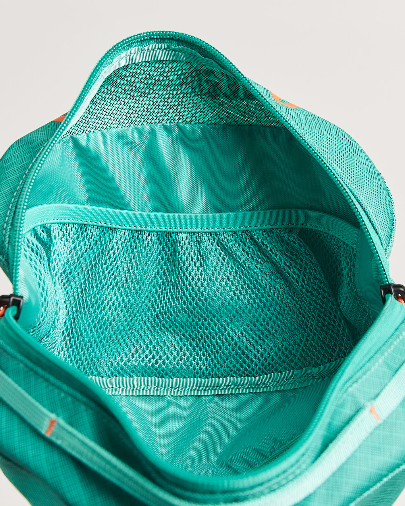 Heren | Tassen | Patagonia | Black Hole Cube 3L Aqua Stone