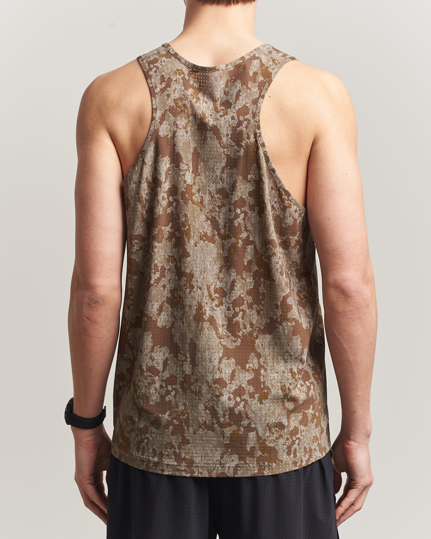 Heren | T-shirts | Satisfy | Space-O Singlet Camo