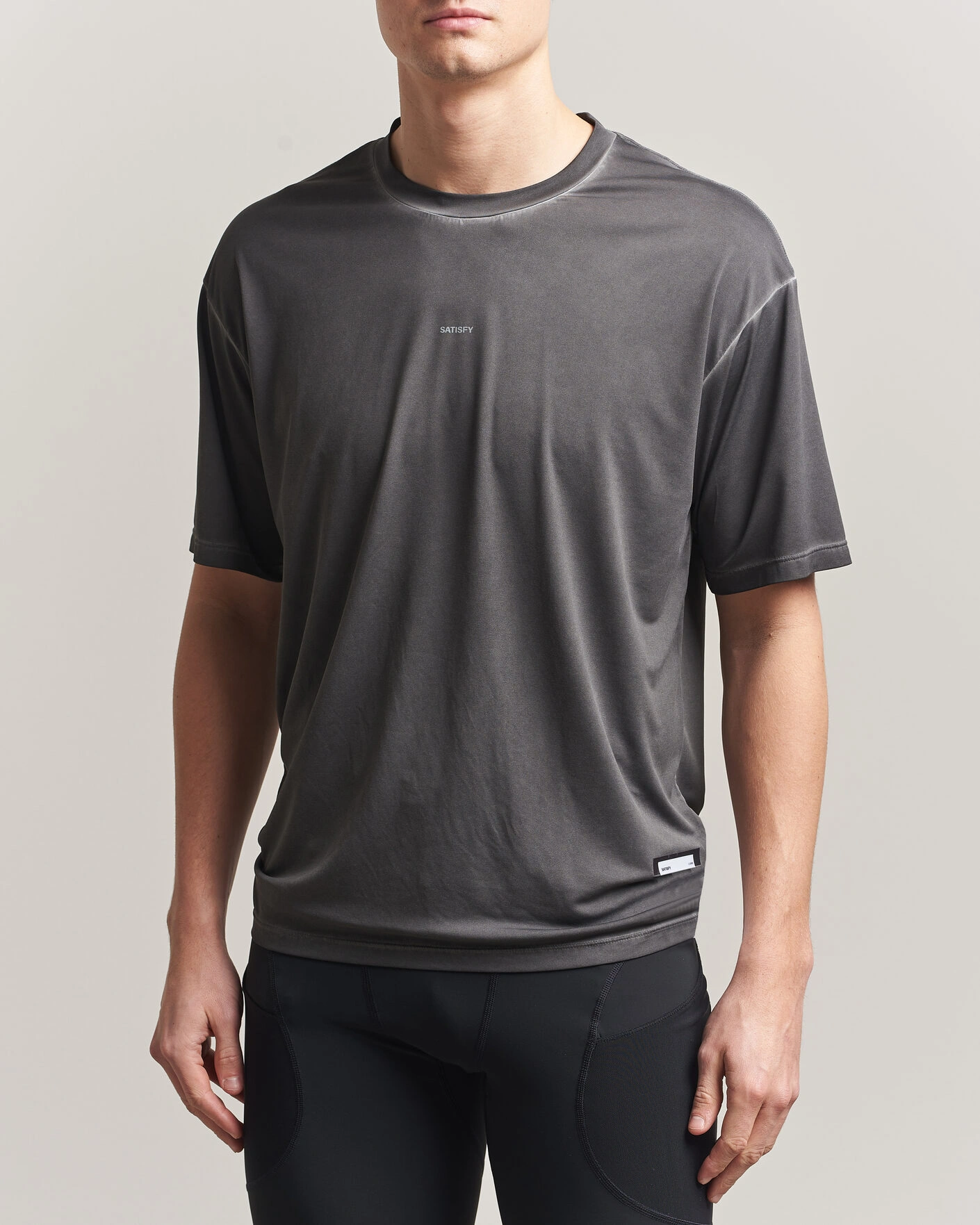 Heren | T-shirts | Satisfy | AuraLite T-Shirt Pigment Black