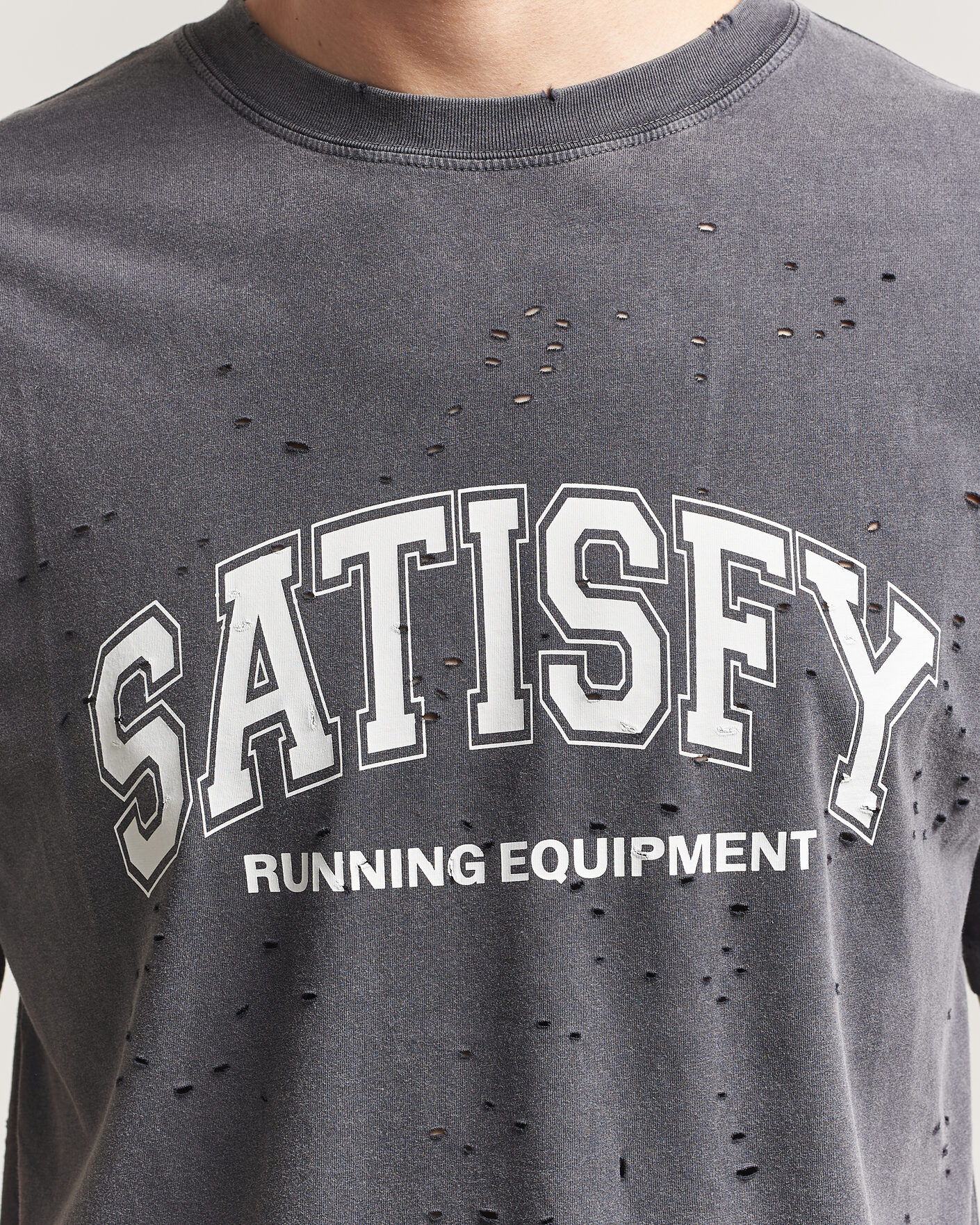 Heren | T-shirts | Satisfy | MothTech T-Shirt Aged Black