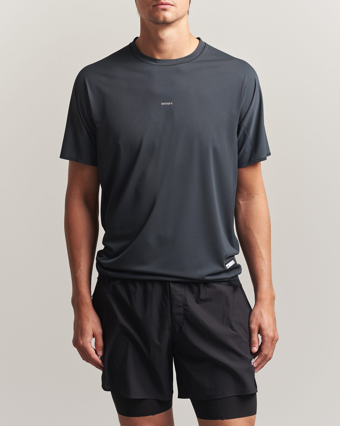 Heren | T-shirts | Satisfy | AuraLite UV T-Shirt Black