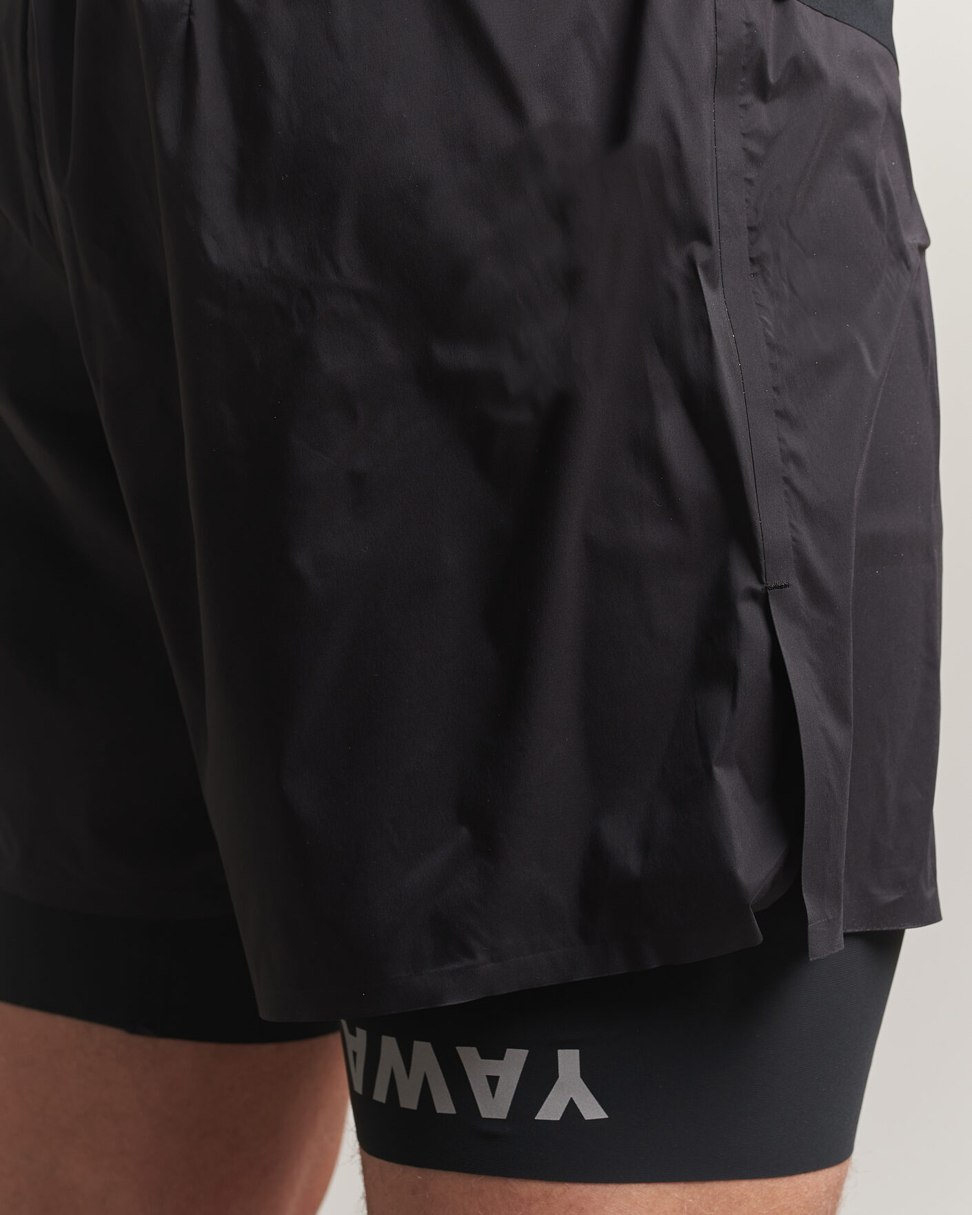Heren | Korte broek | Satisfy | TechSilk 8 Inch Shorts Black