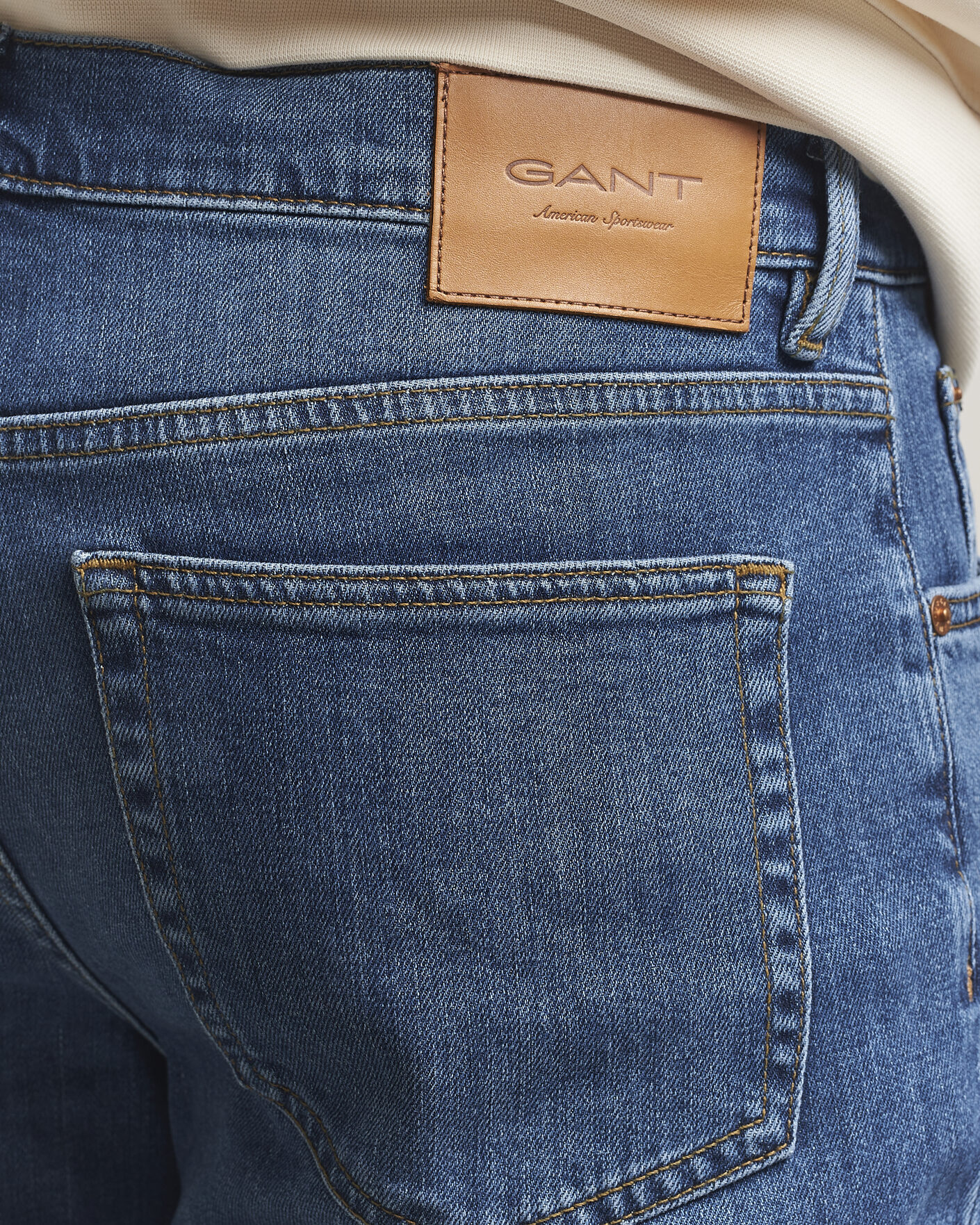 Heren | Jeans | Gant | Regular Fit Jeans Mid Blue Broken In